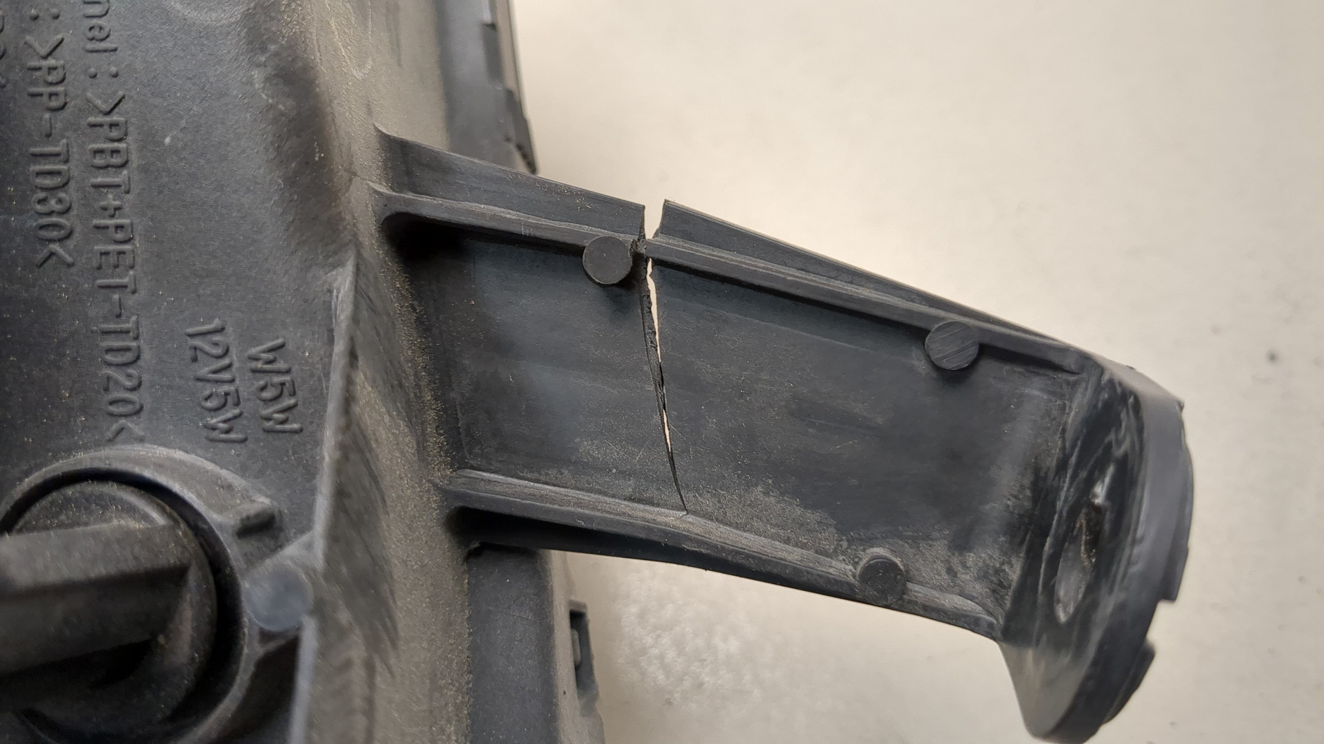 Фара правая