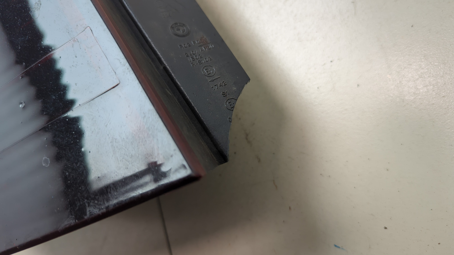 Фонарь задний левый