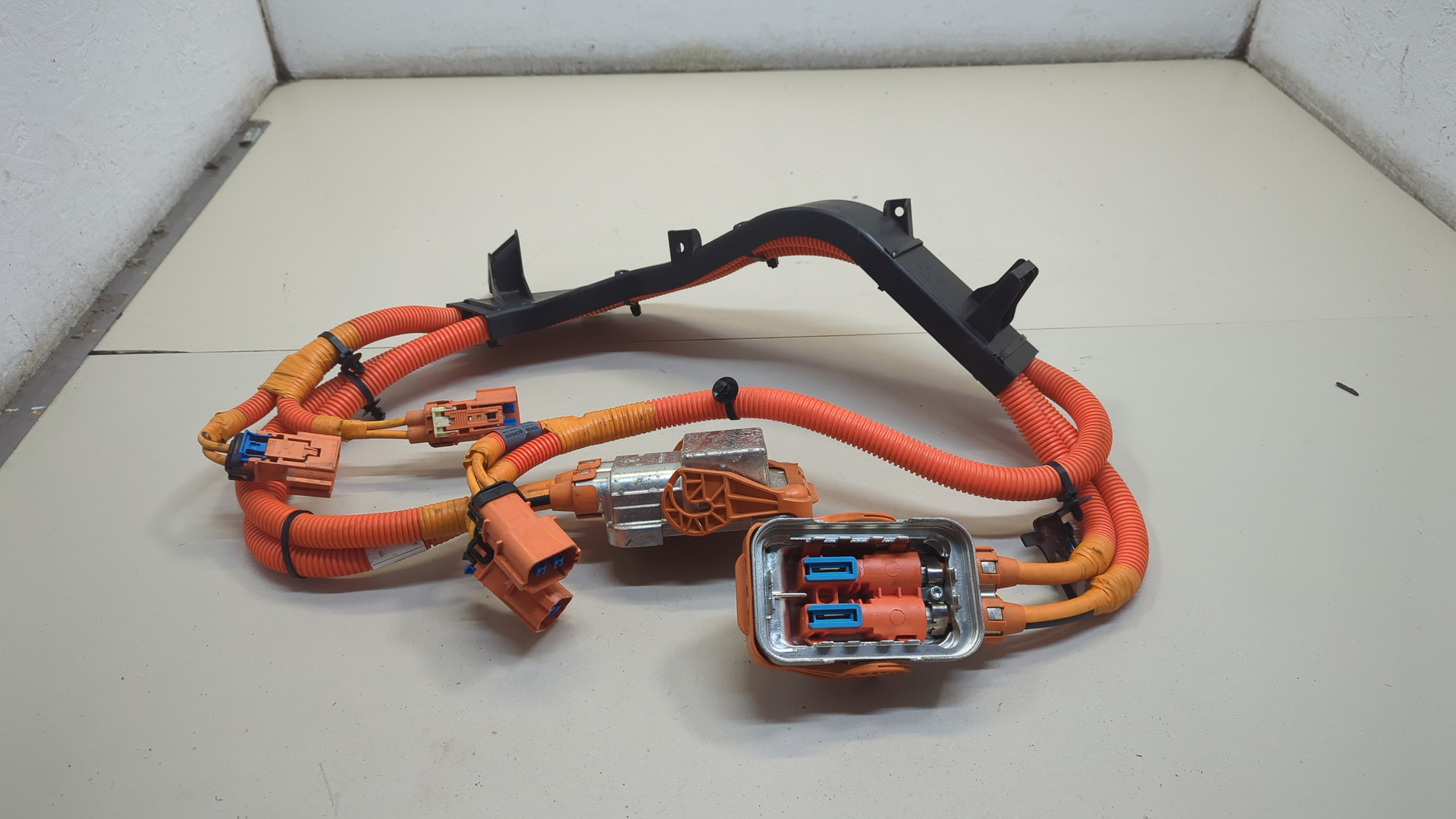 Провод высокого напряжения