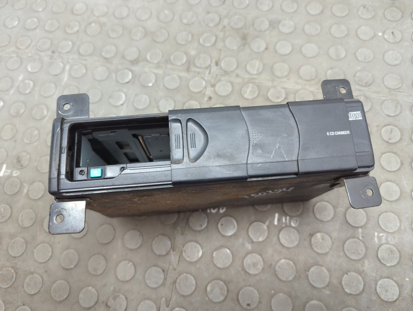 Проигрыватель CD/DVD