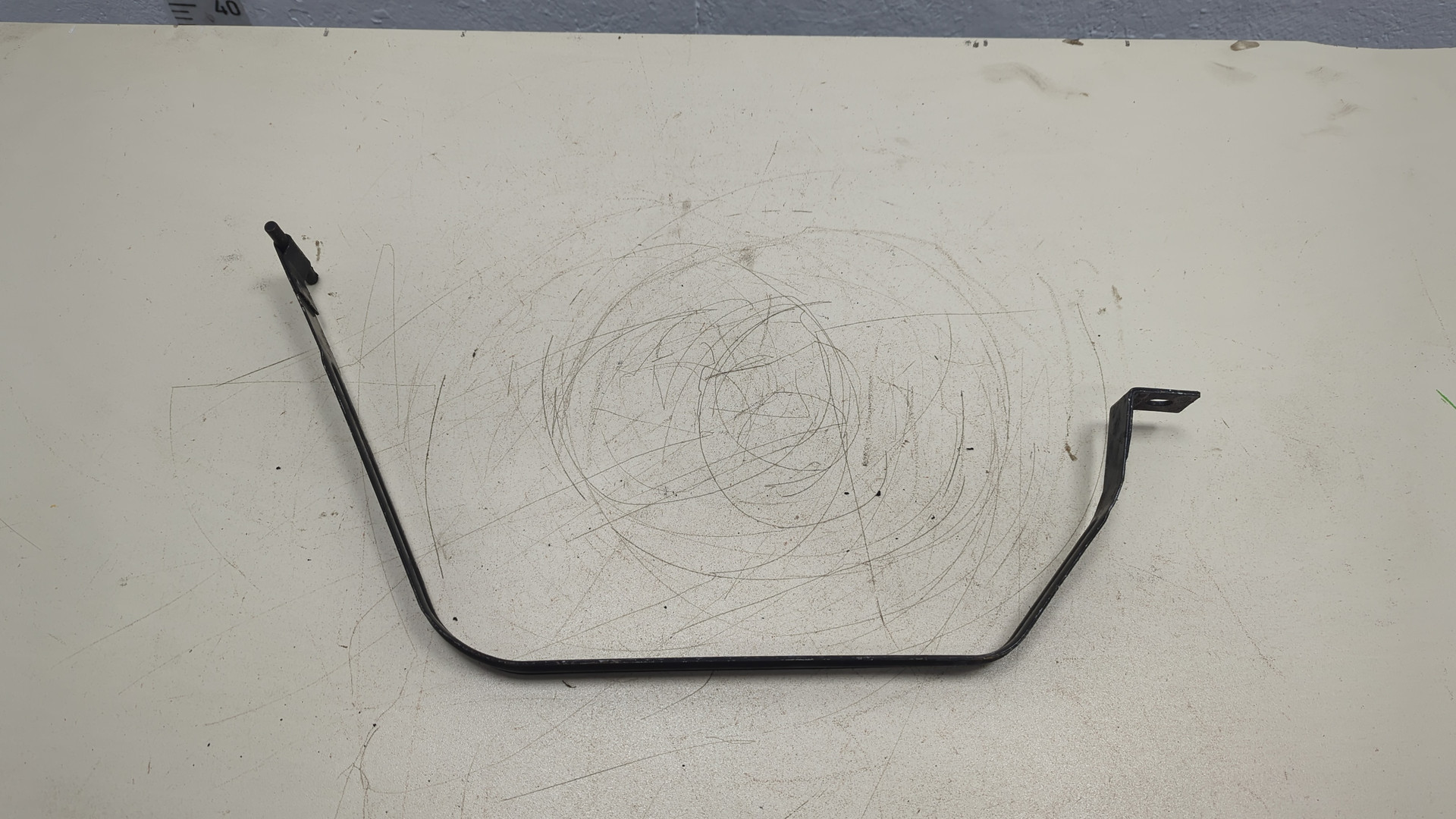 Лента крепления бензобака