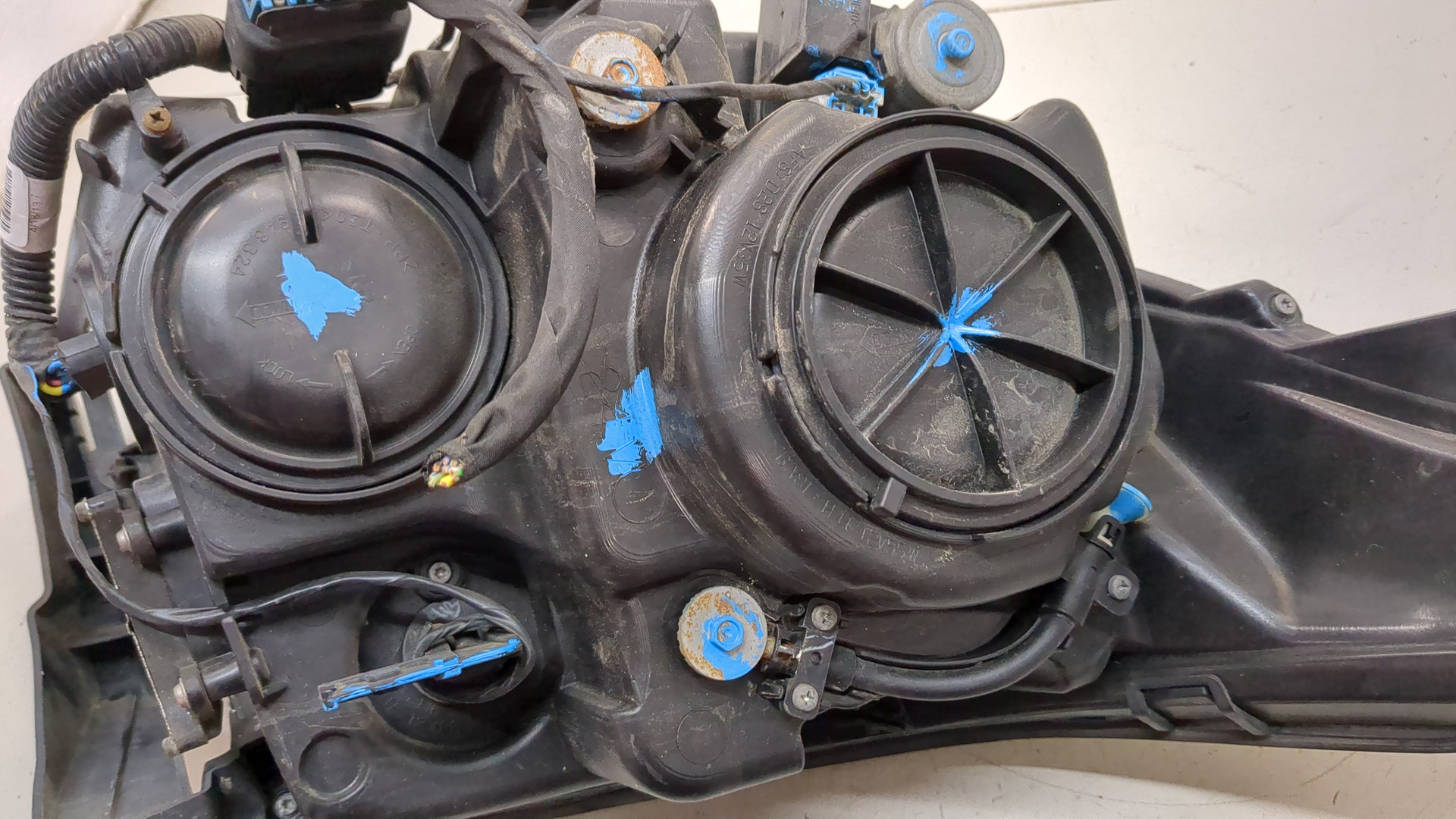 Фара правая