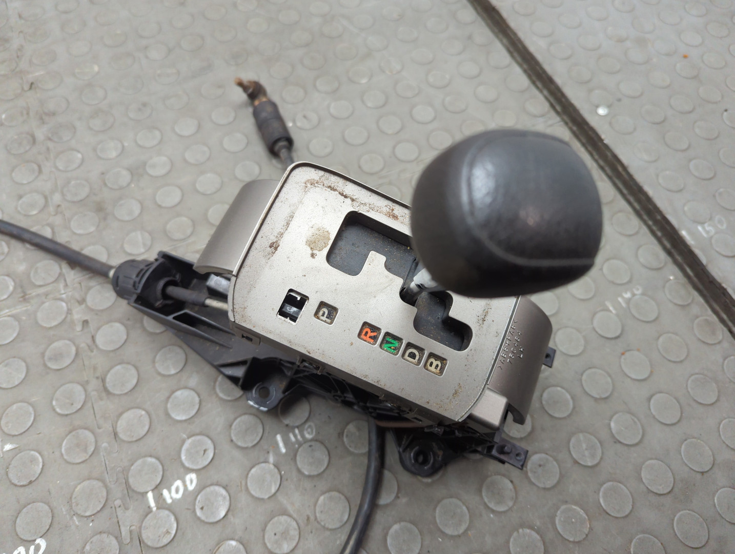 Кулиса МКПП / АКПП