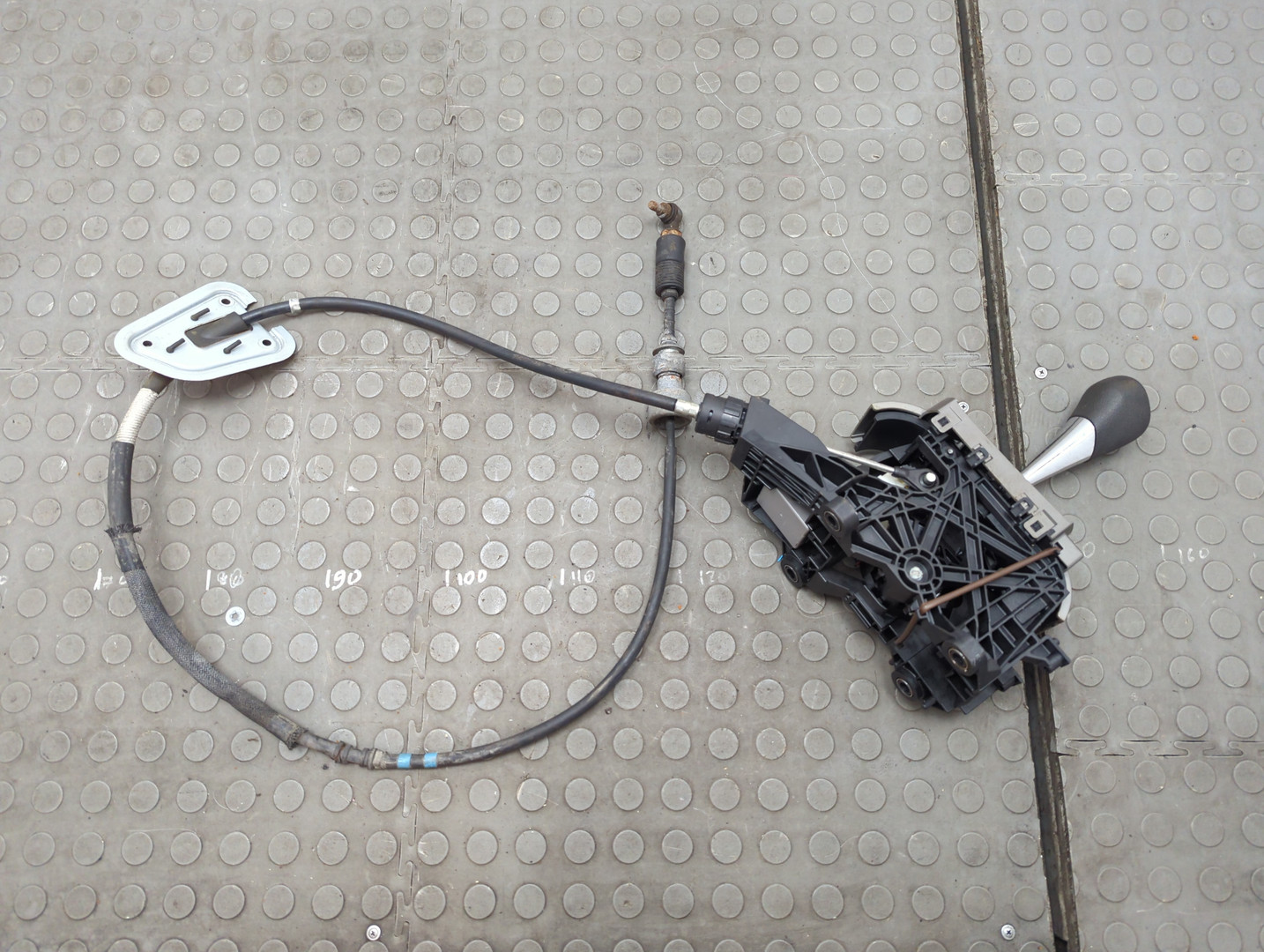 Кулиса МКПП / АКПП