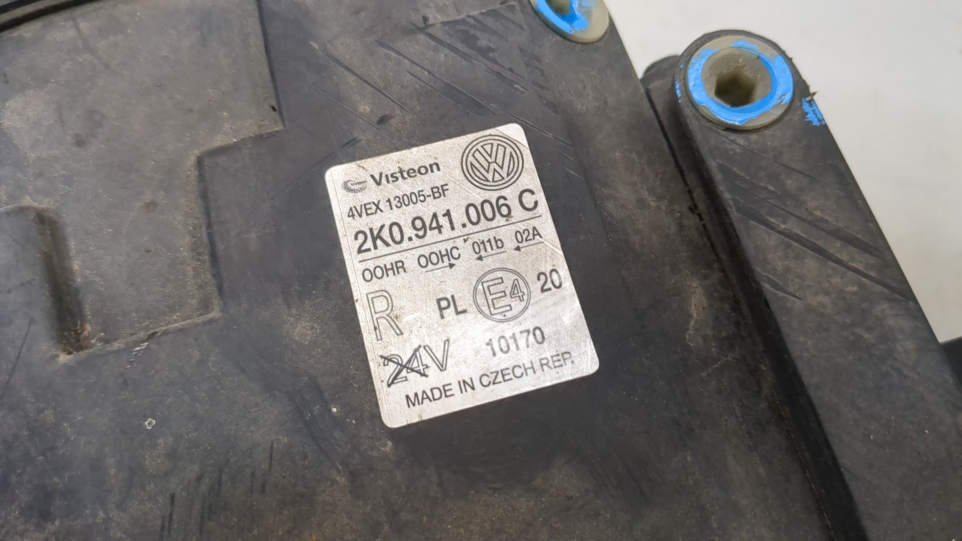 Фара правая