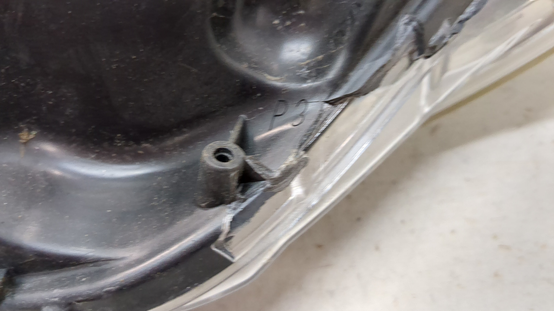 Фара правая