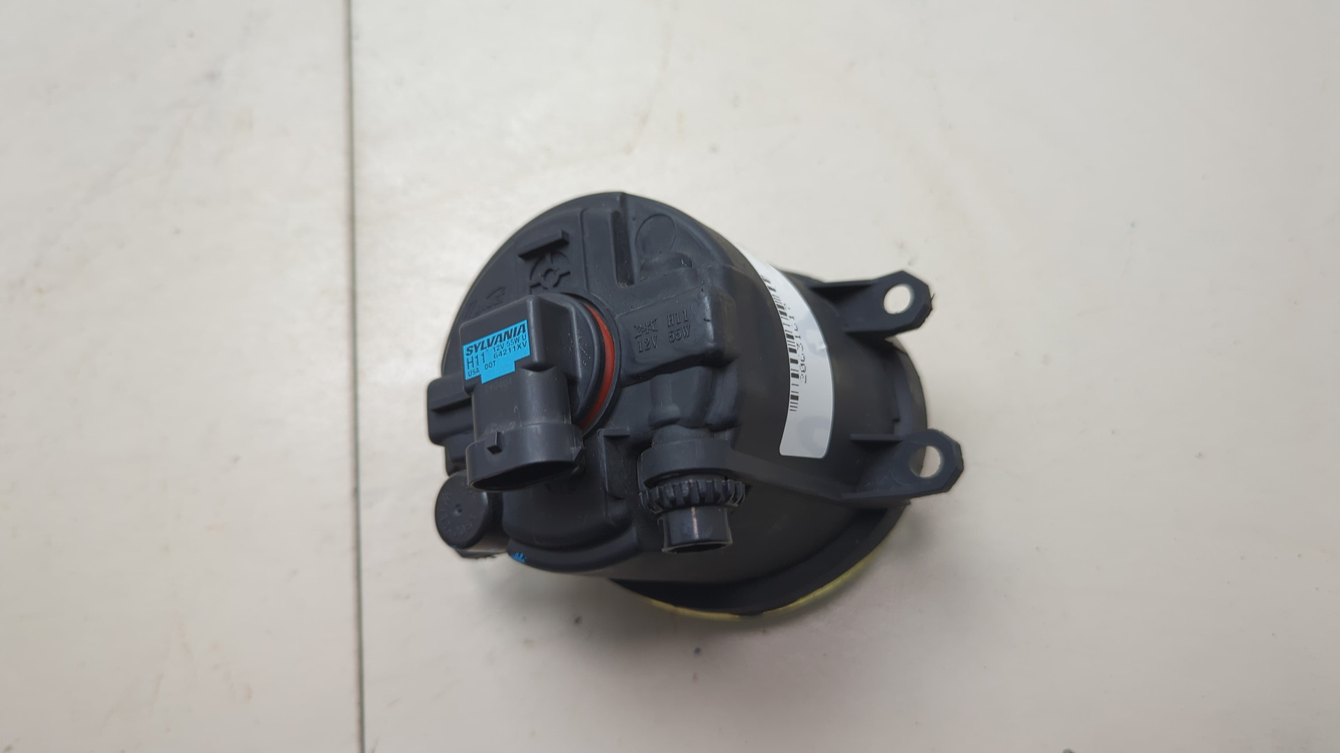 Фара противотуманная левая