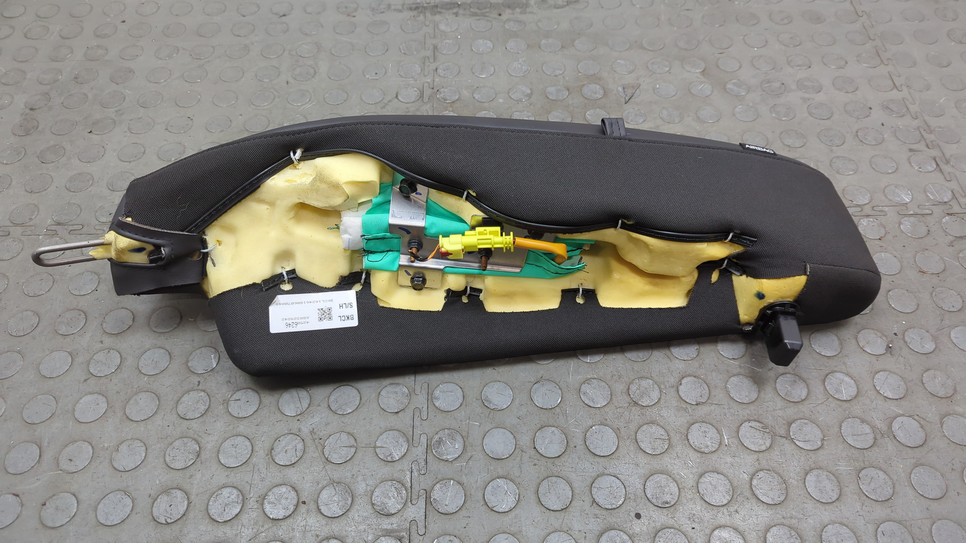 Подушка безопасности боковая (в сиденье)