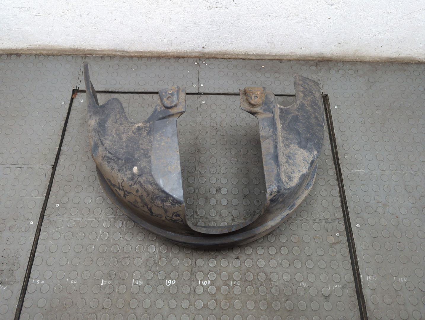 Локер задний левый