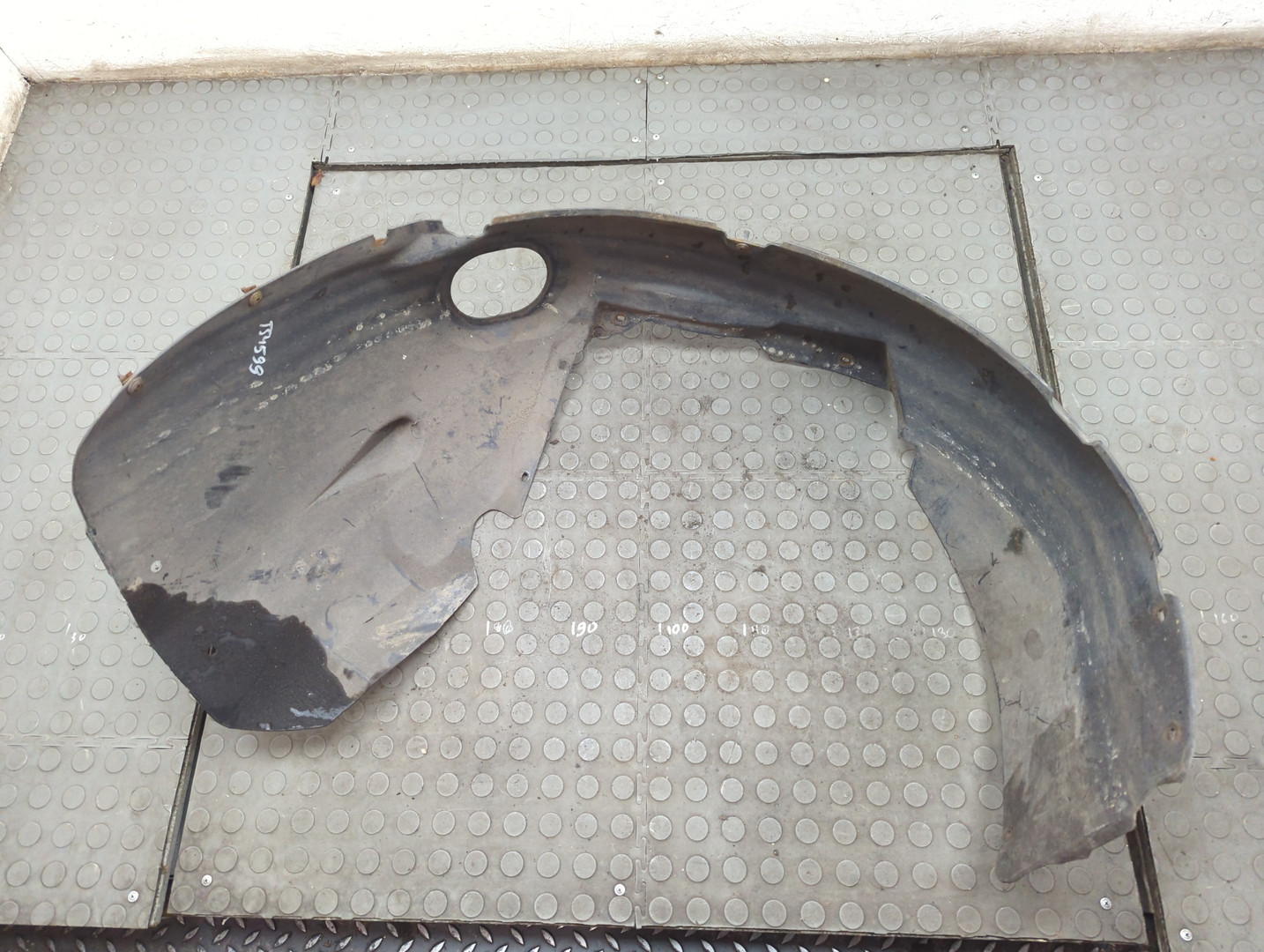 Локер передний левый