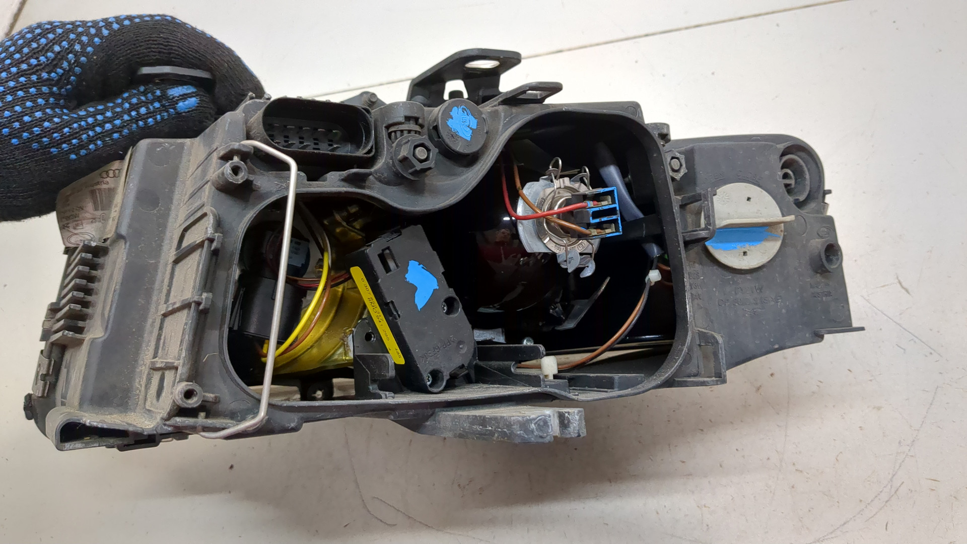 Фара правая