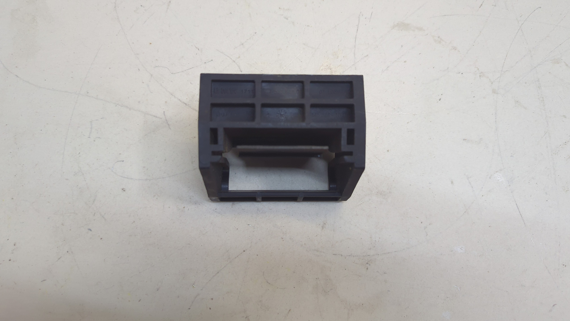 Кронштейн радиатора