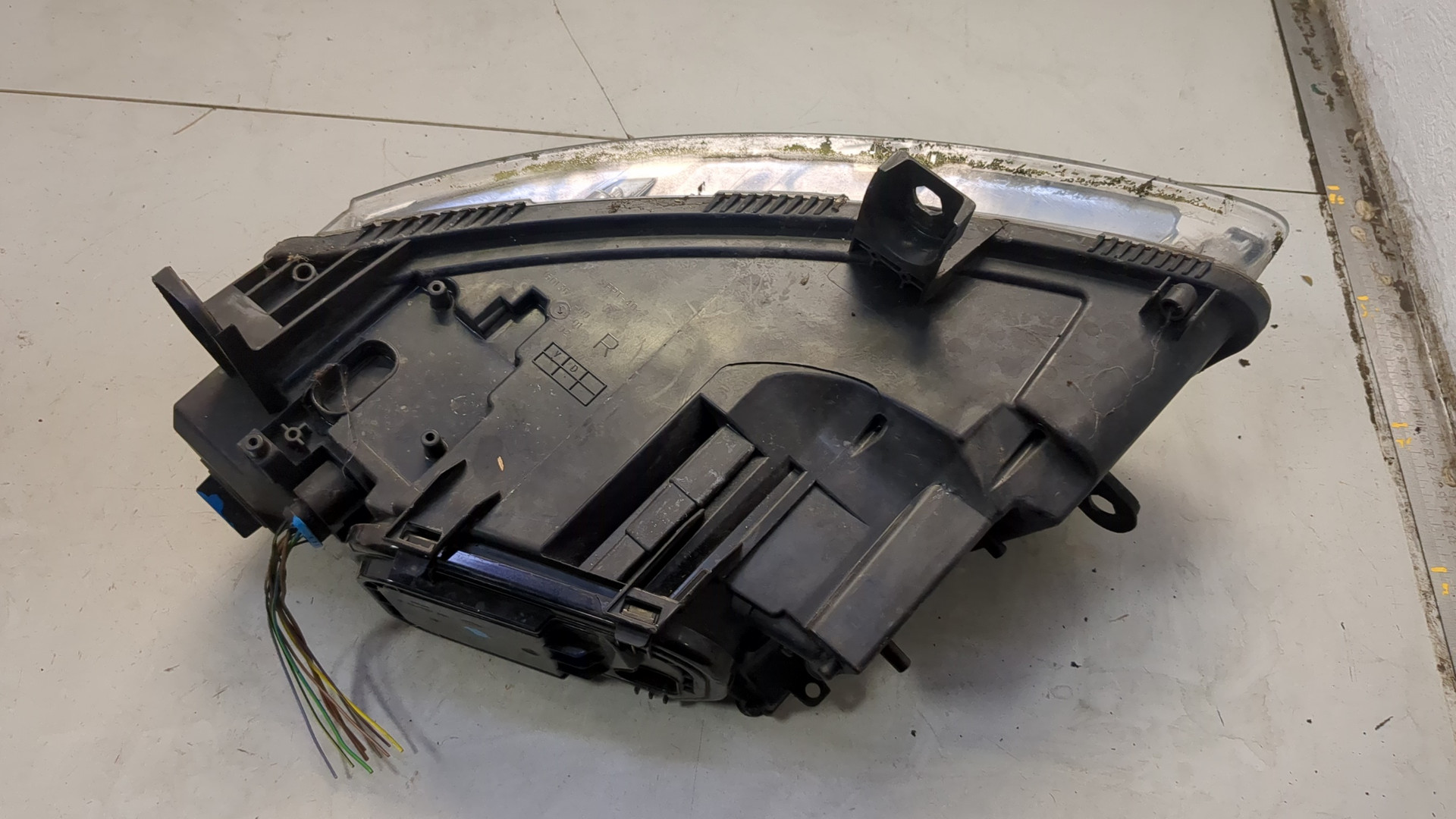 Фара правая