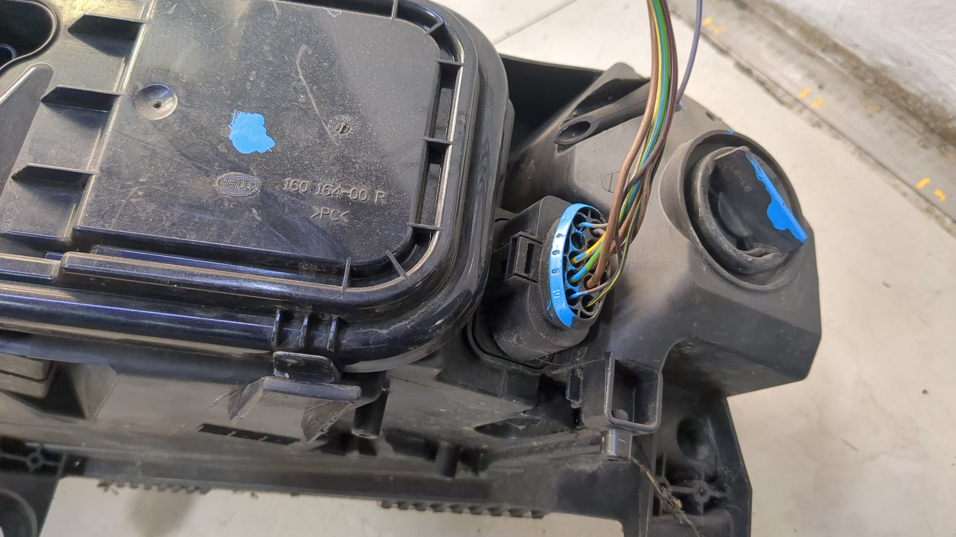 Фара правая