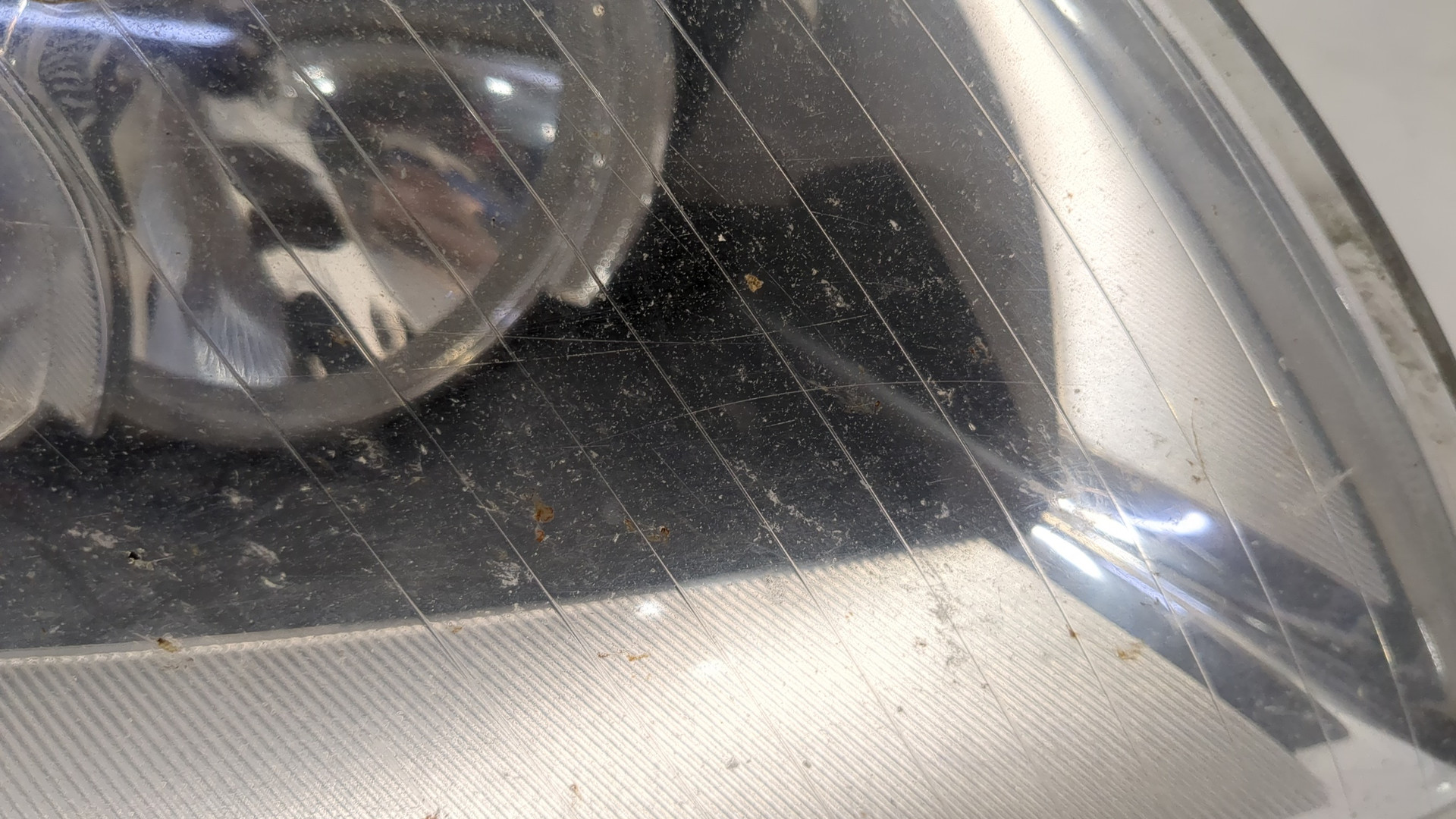 Фара правая