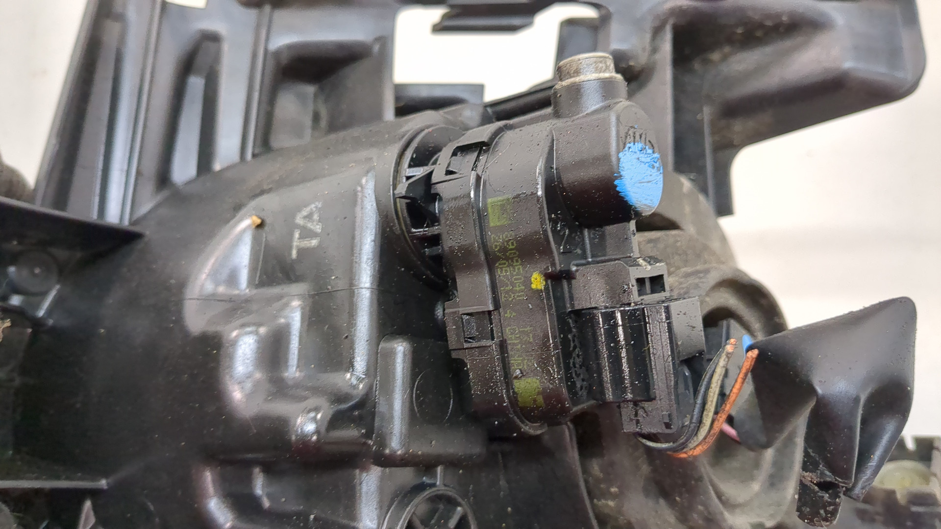 Фара правая