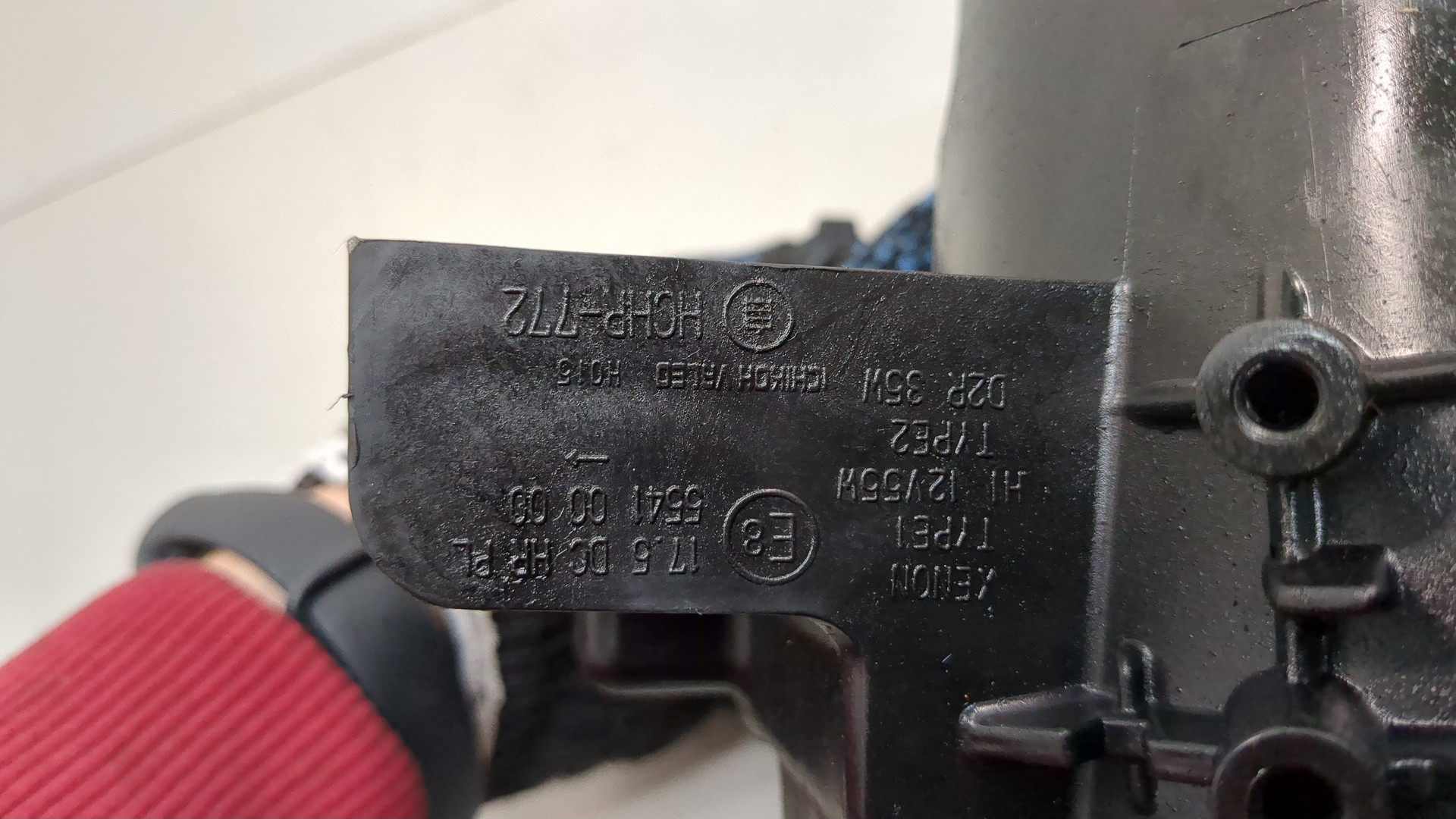 Фара правая