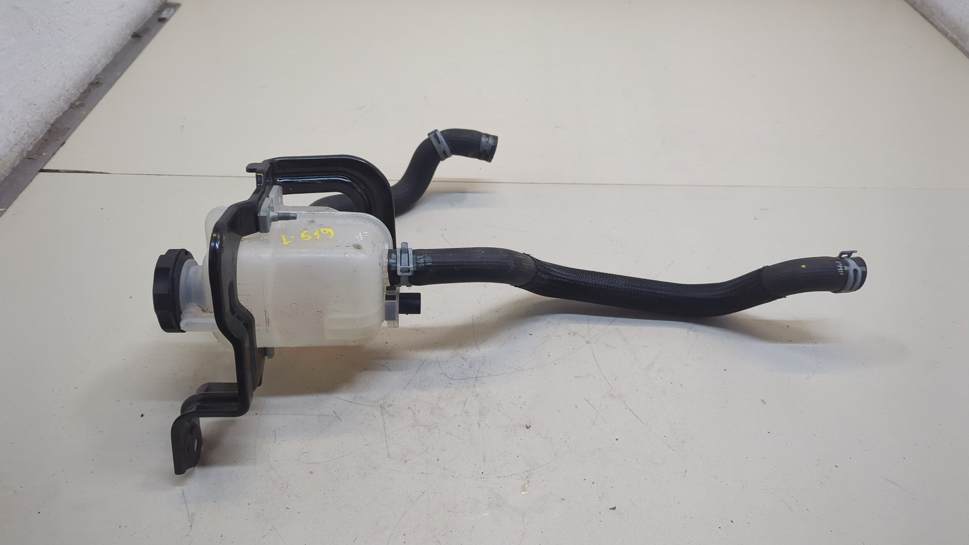 Бачок расширительный