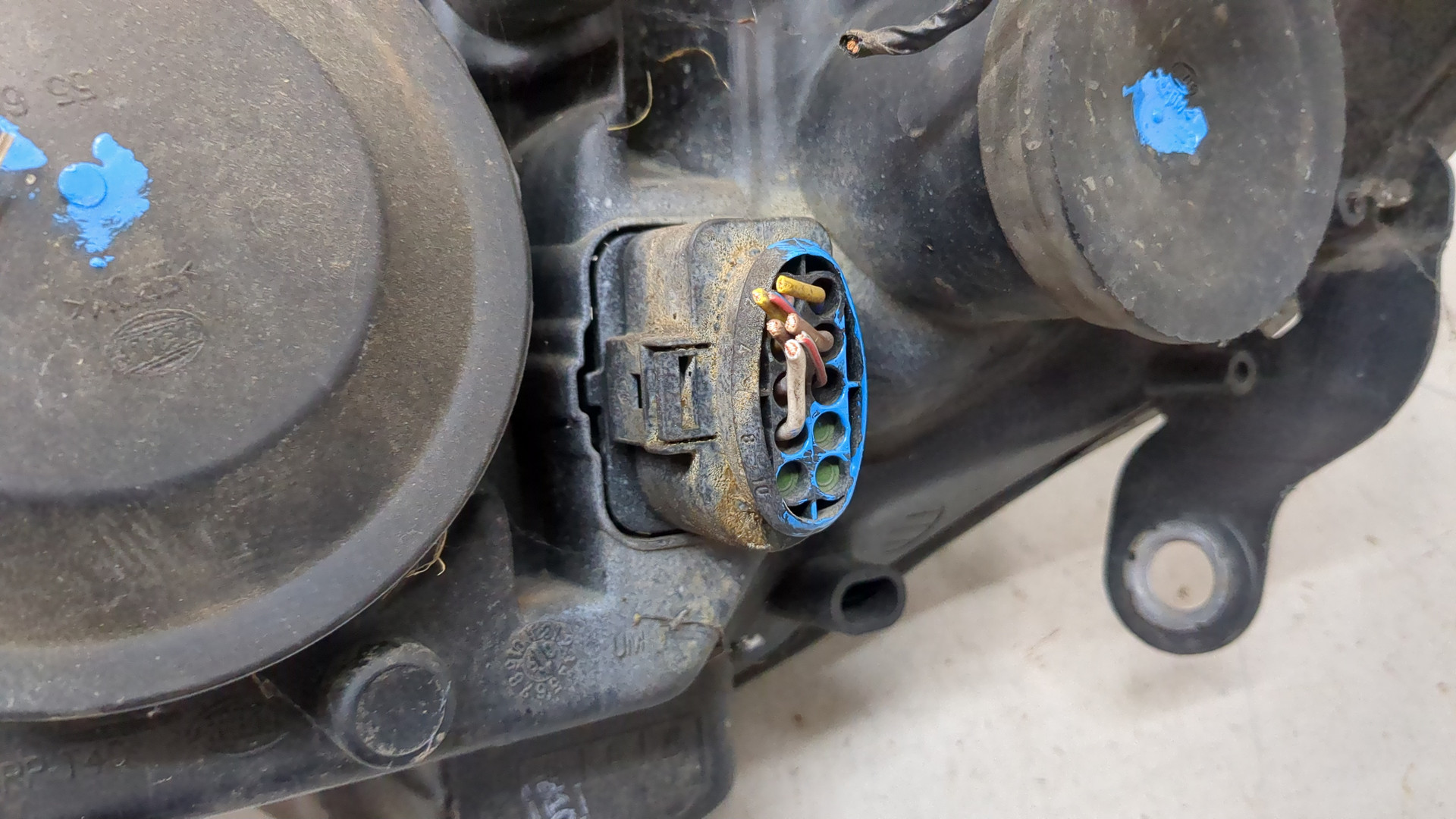 Фара правая