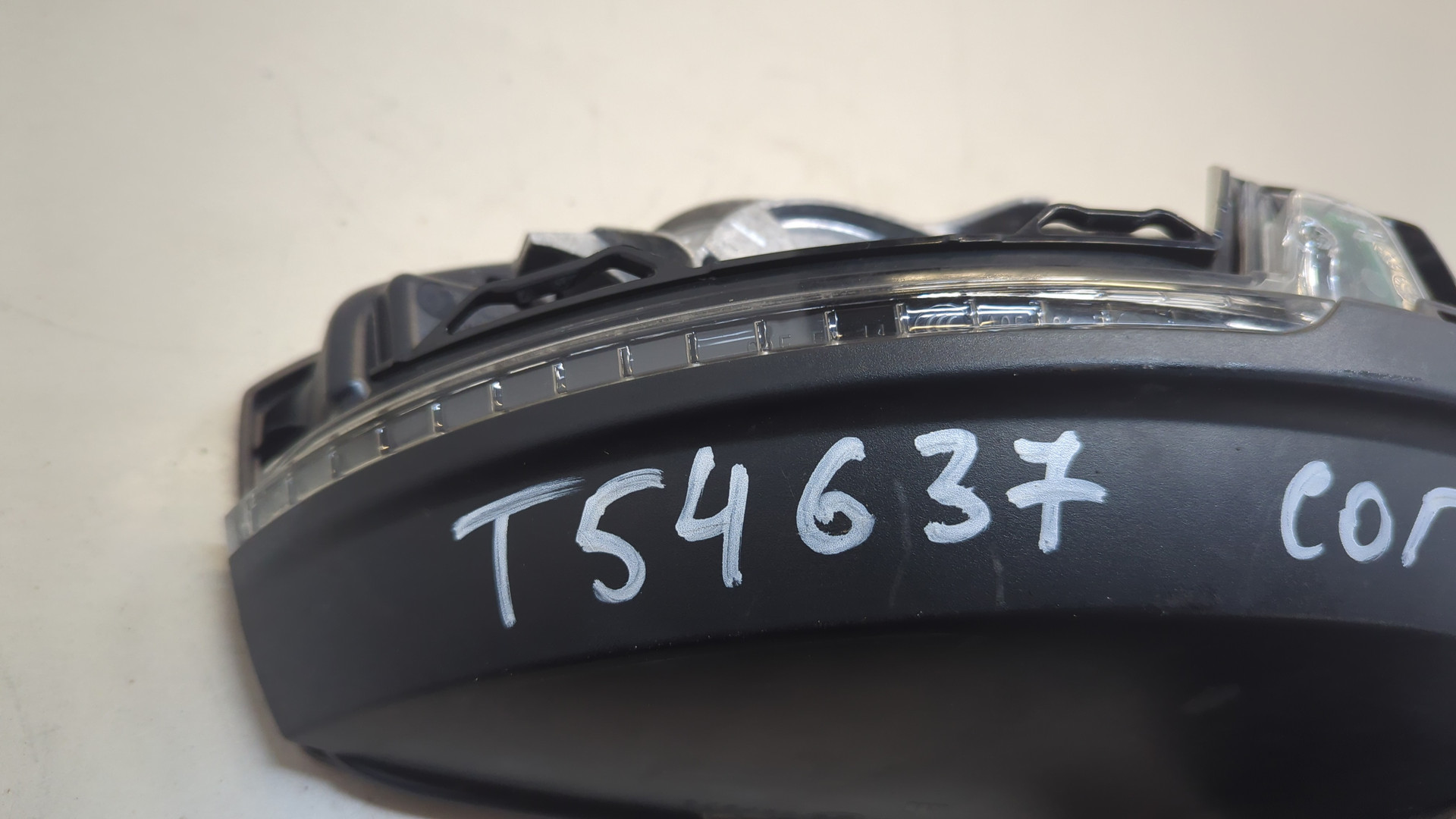 Зеркало правое электрическое