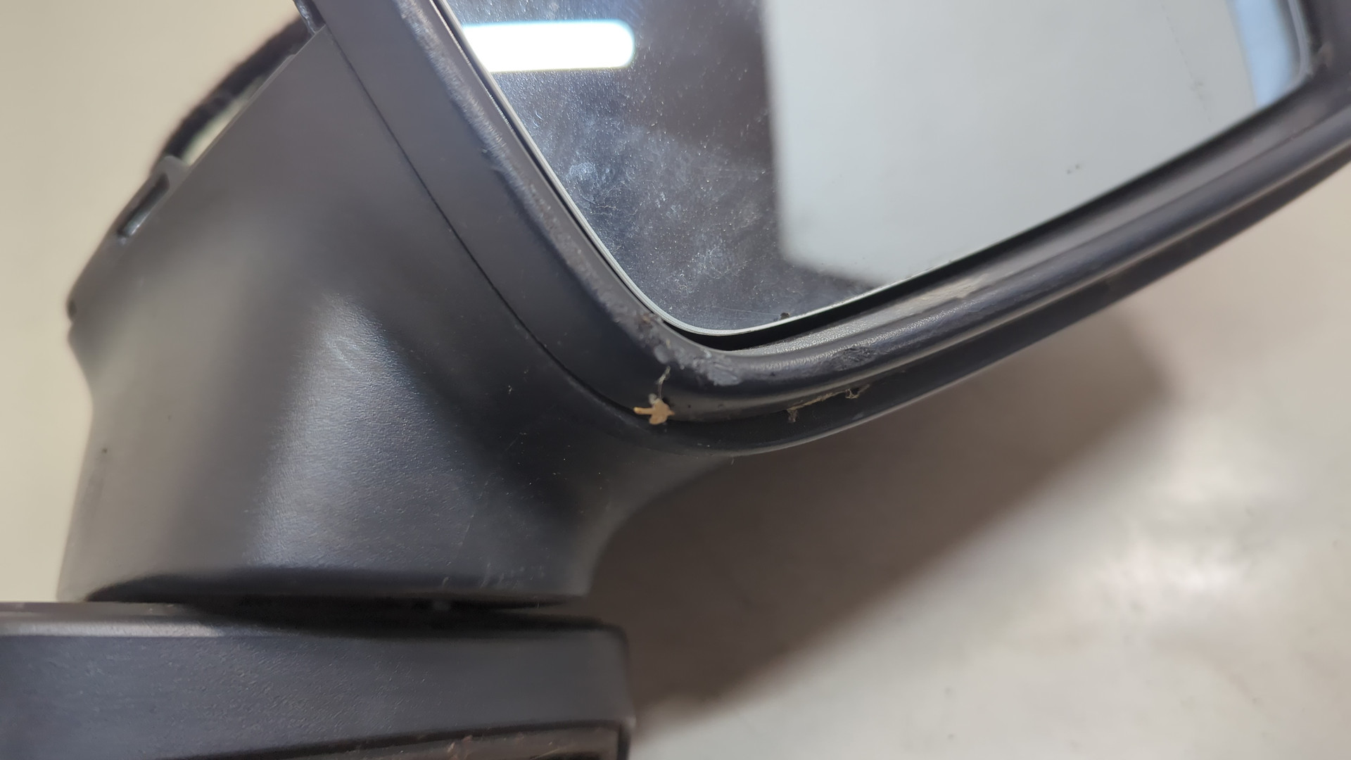 Зеркало правое электрическое