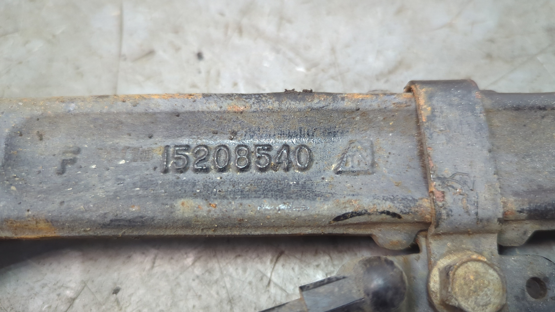 Рычаг задний правый