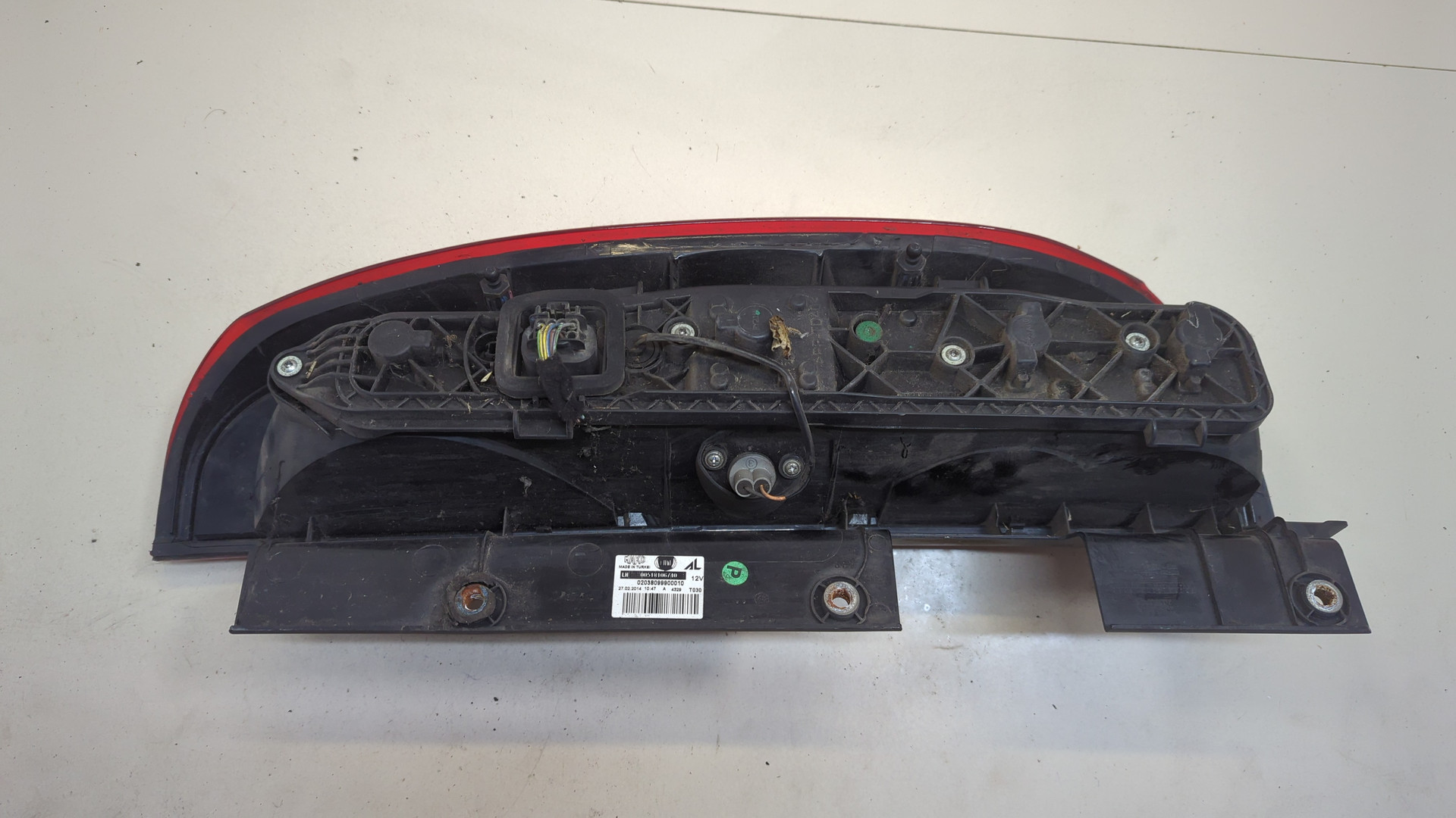 Фонарь задний левый