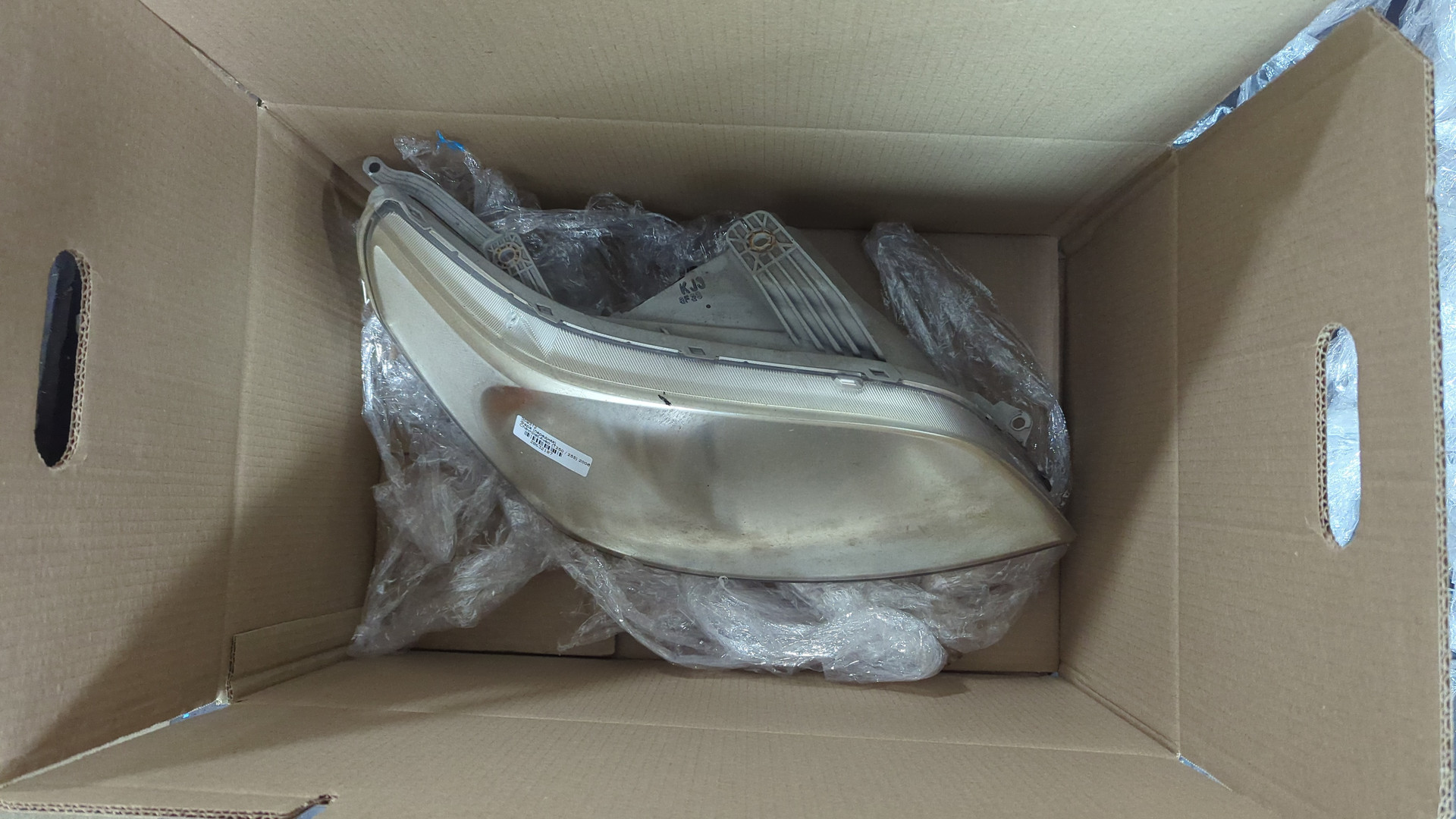 Фара правая