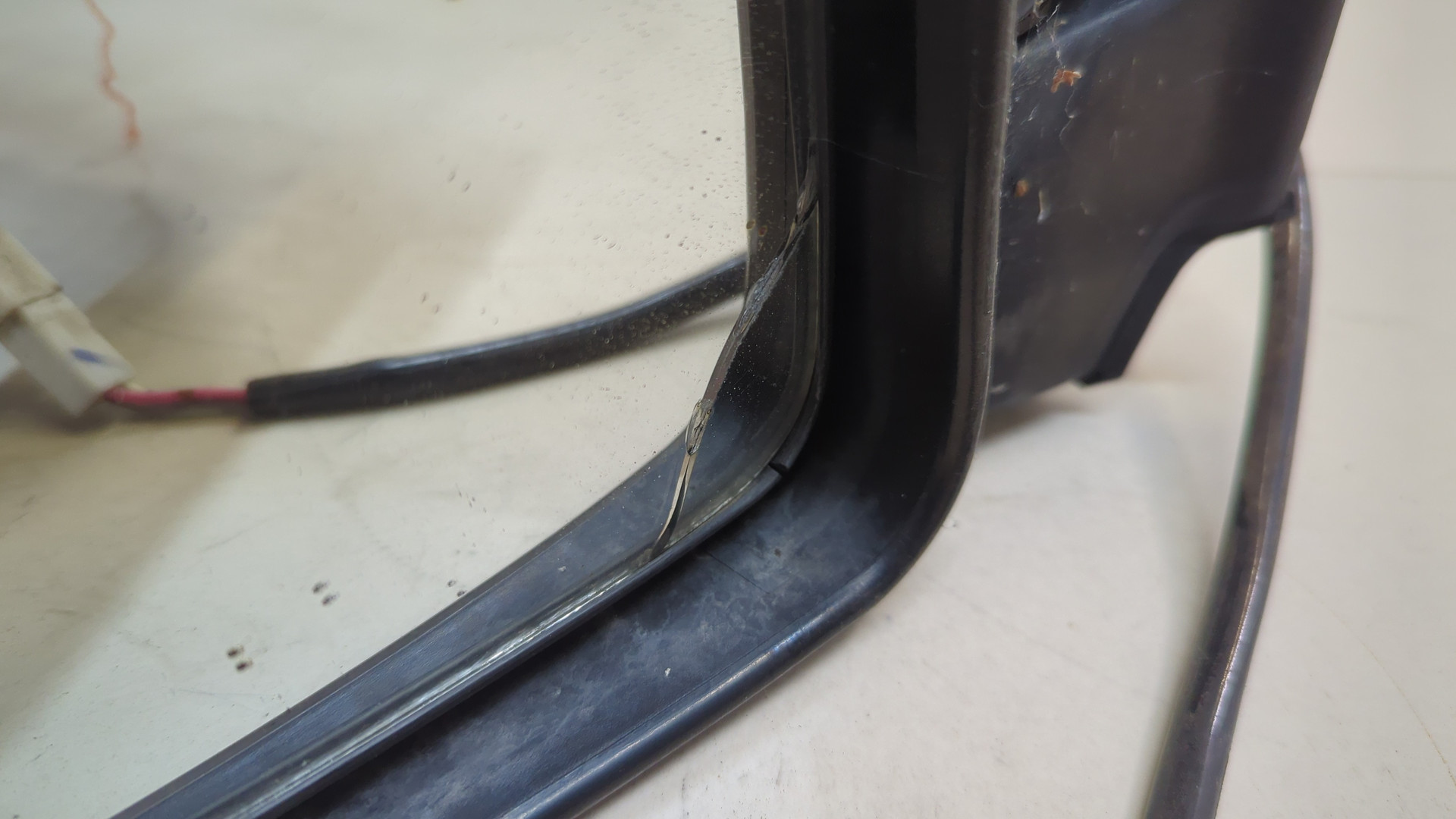 Зеркало левое электрическое