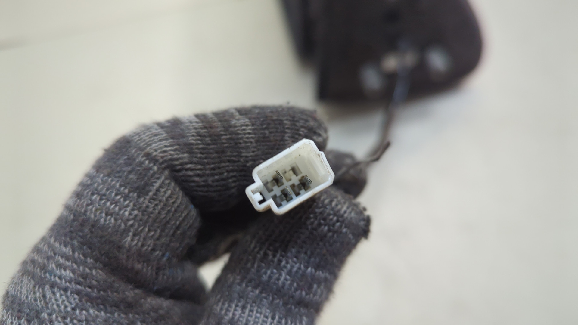 Зеркало левое электрическое