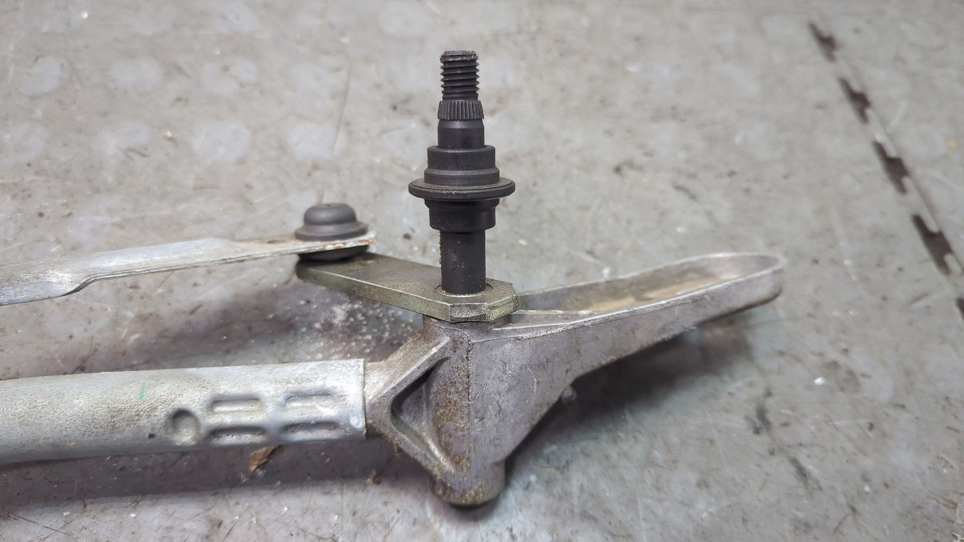 Трапеция стеклоочистителей