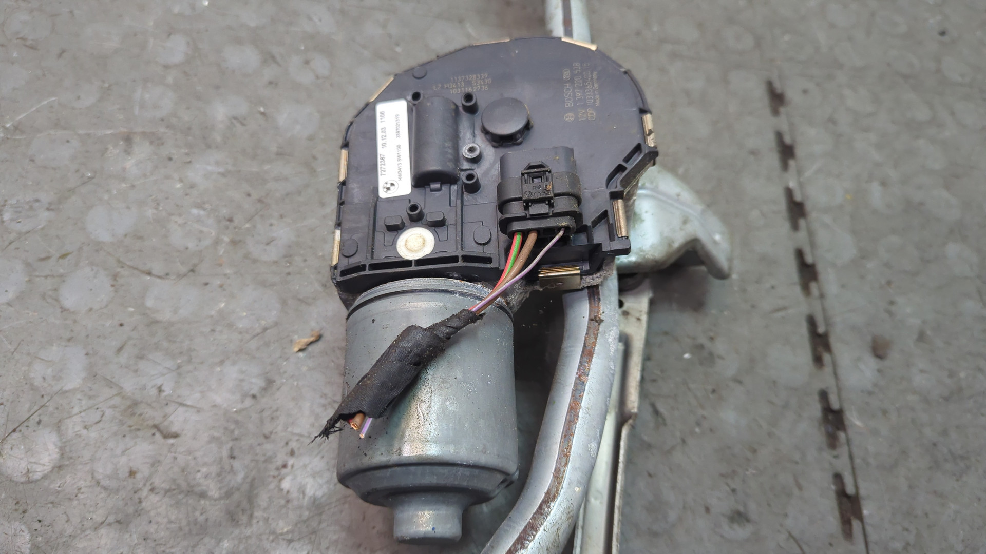 Трапеция стеклоочистителей