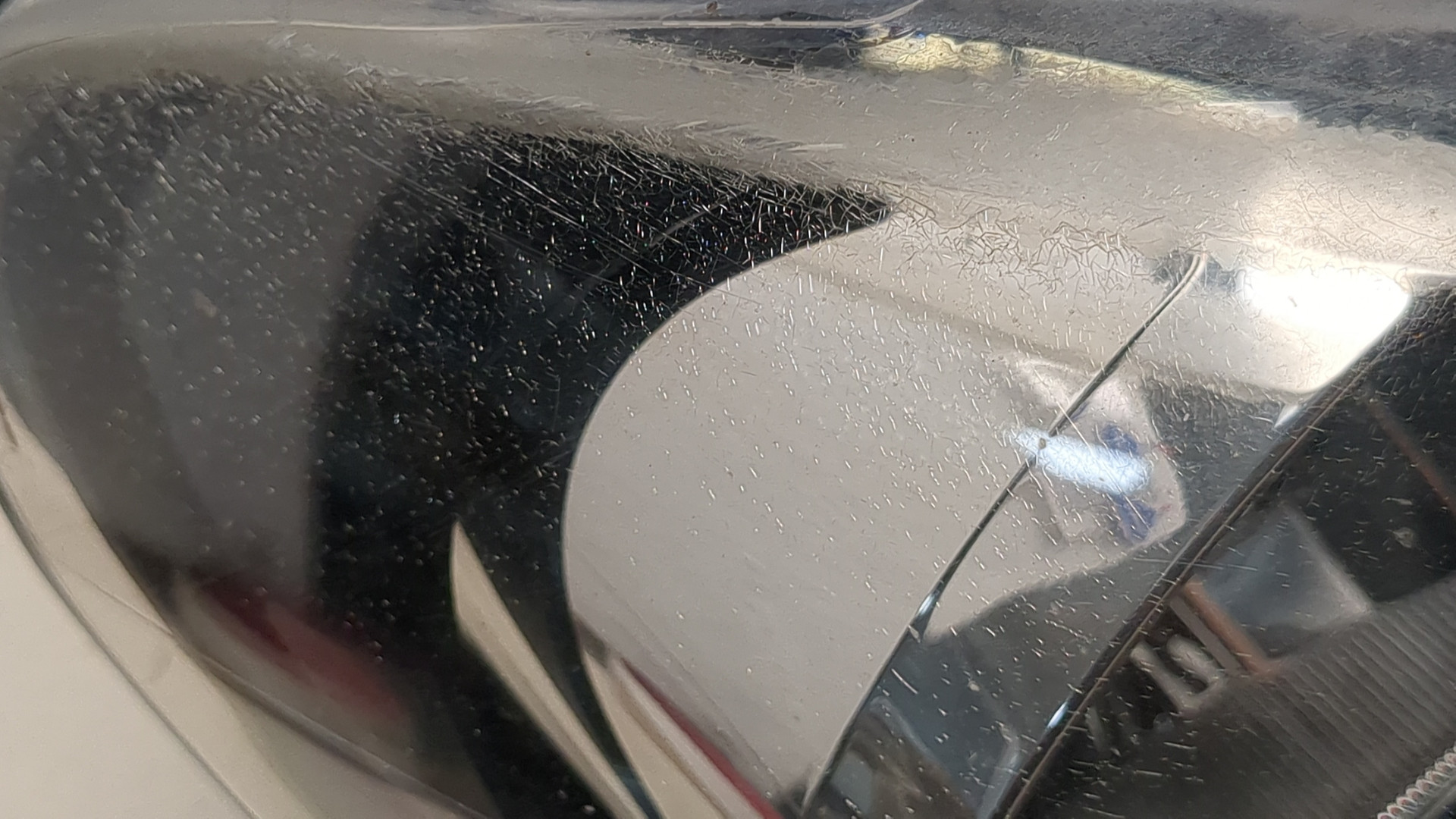 Фара правая