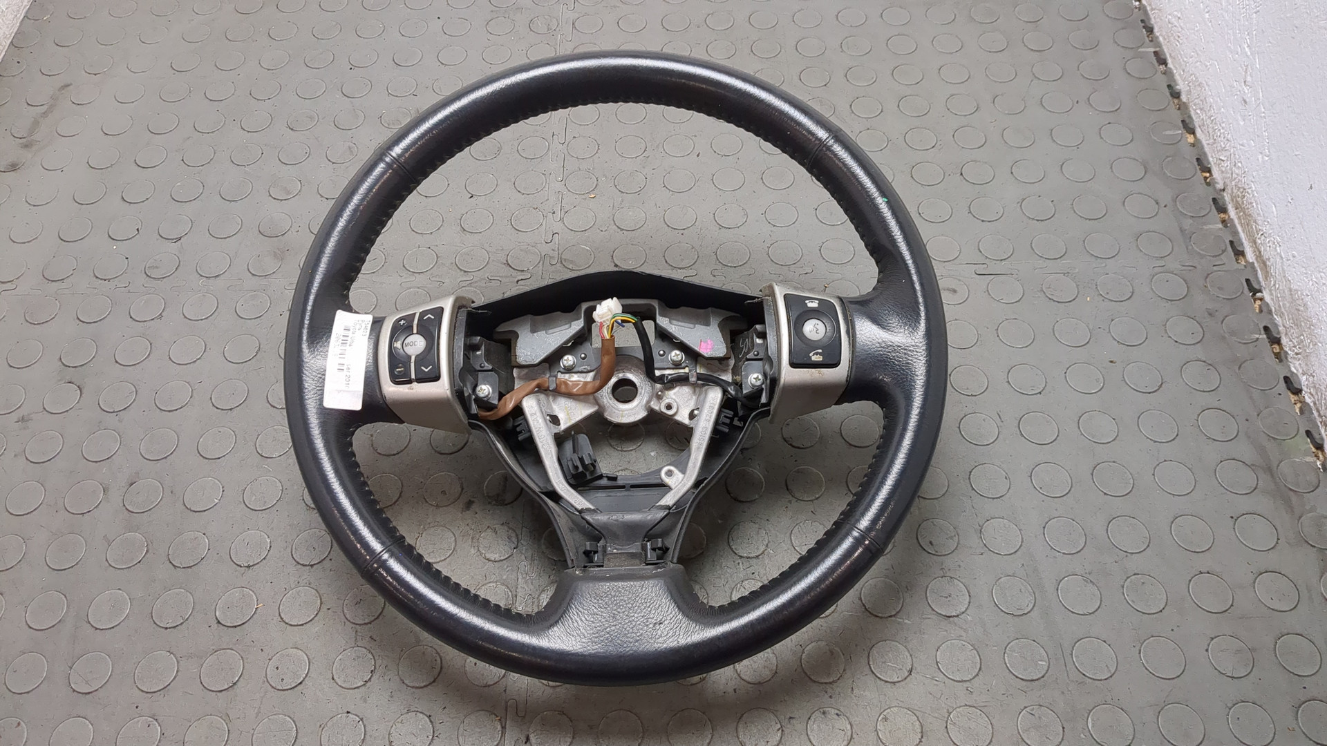 Рулевое колесо (руль)