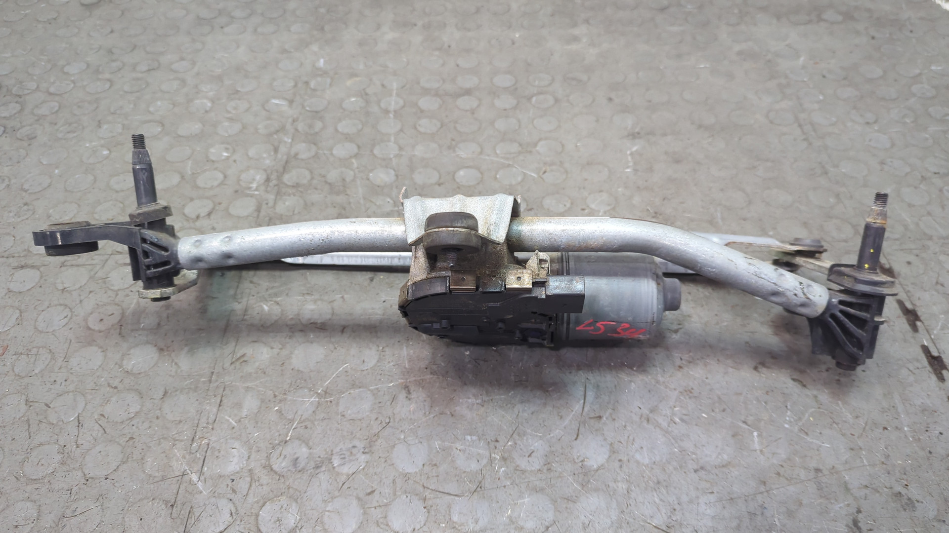 Трапеция стеклоочистителей