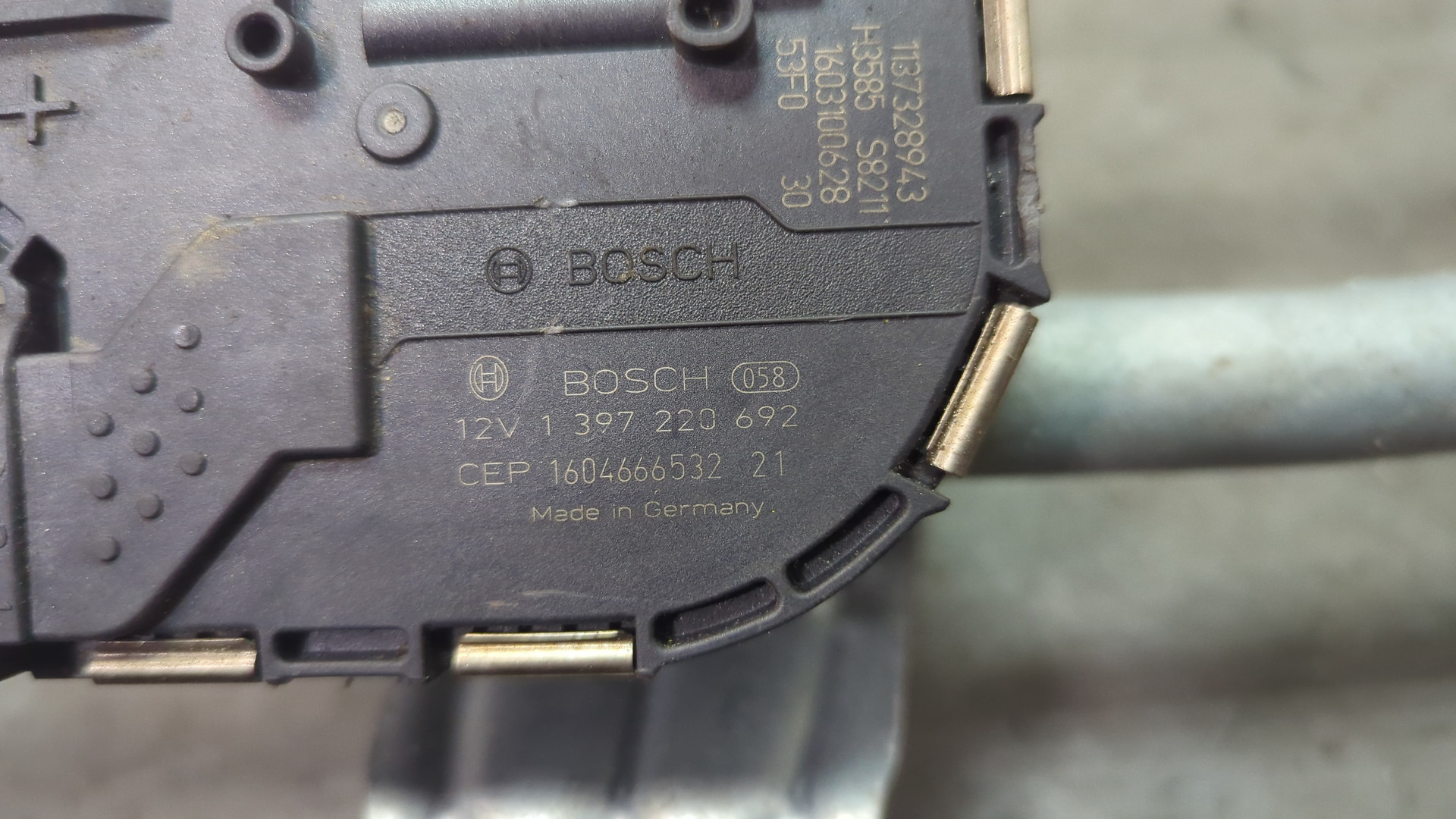 Трапеция стеклоочистителей