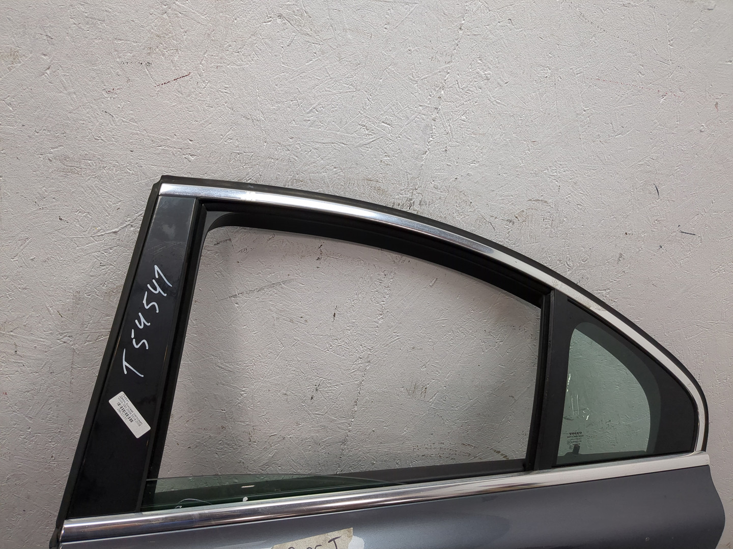 Дверь задняя левая