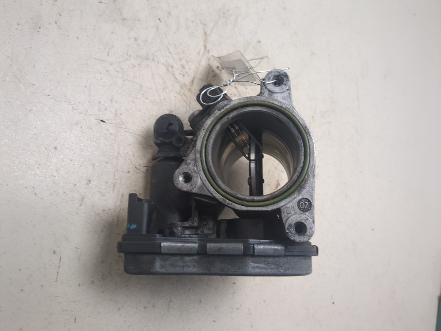 Заслонка дроссельная электрическая