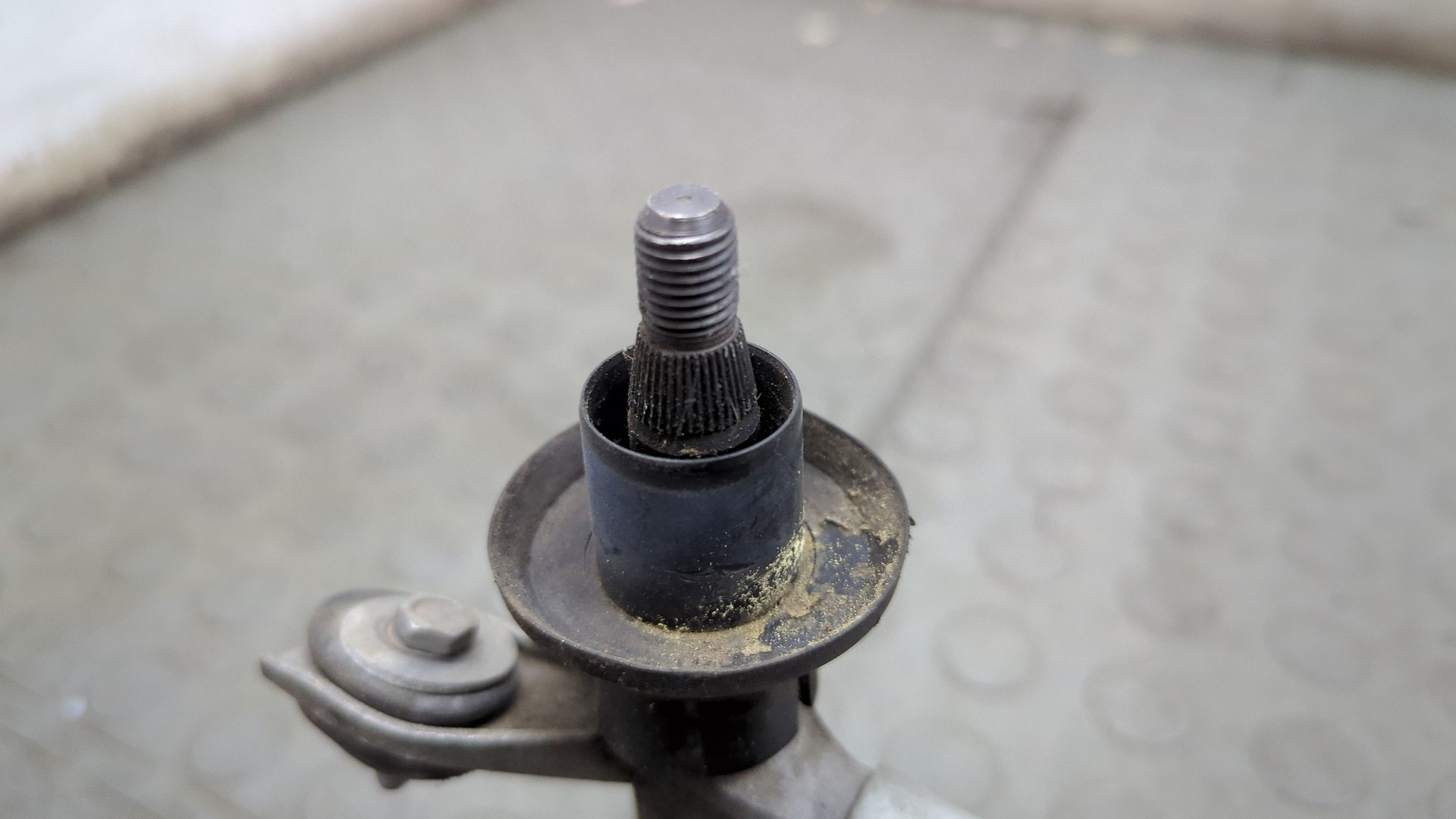 Трапеция стеклоочистителей