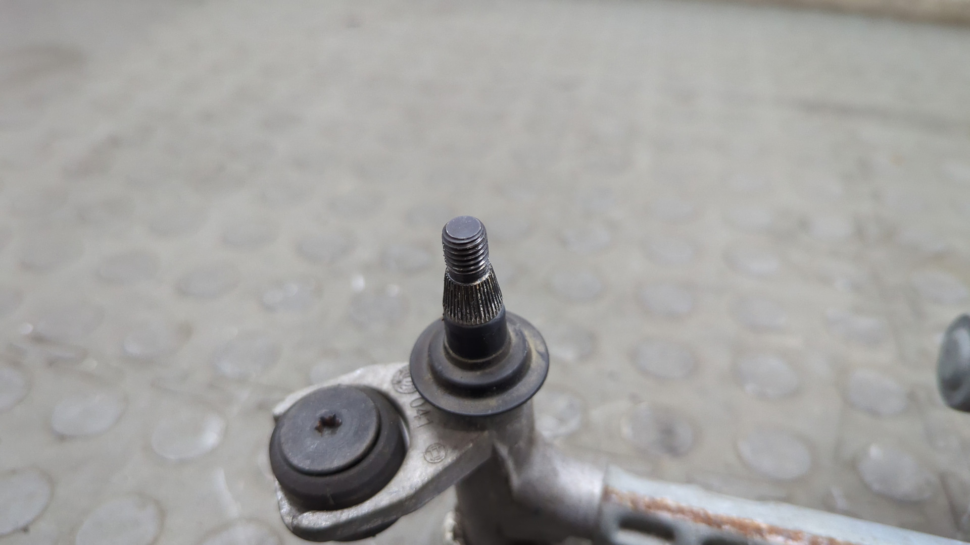 Трапеция стеклоочистителей