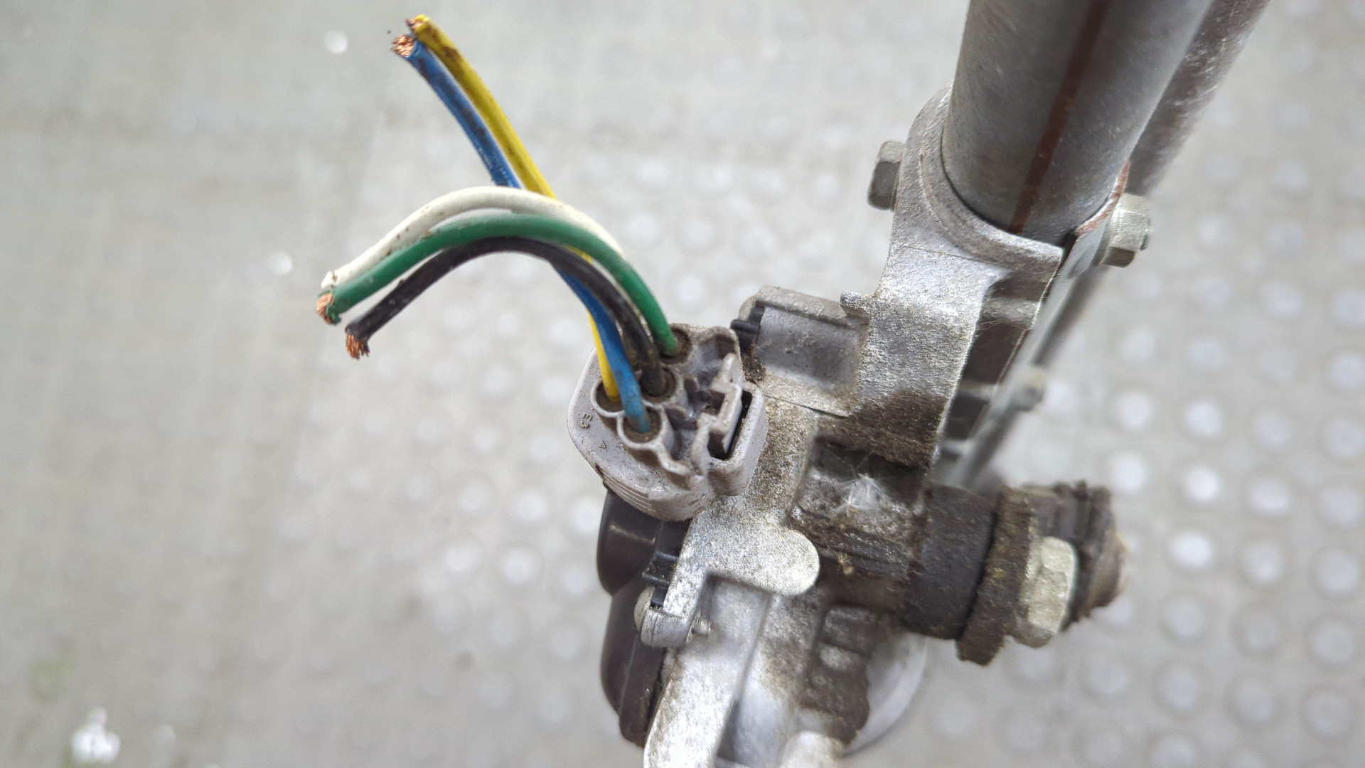 Трапеция стеклоочистителей