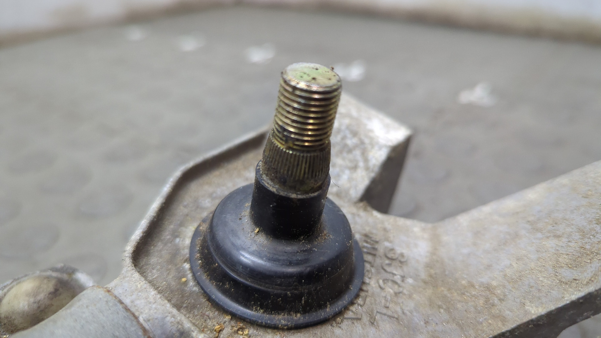 Трапеция стеклоочистителей