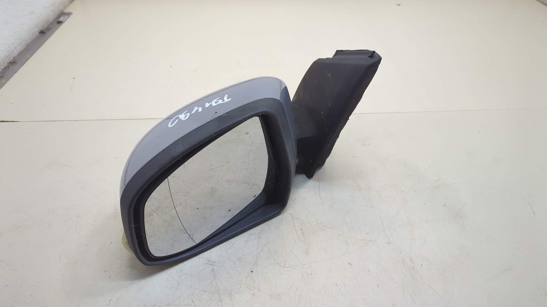 Зеркало левое электрическое