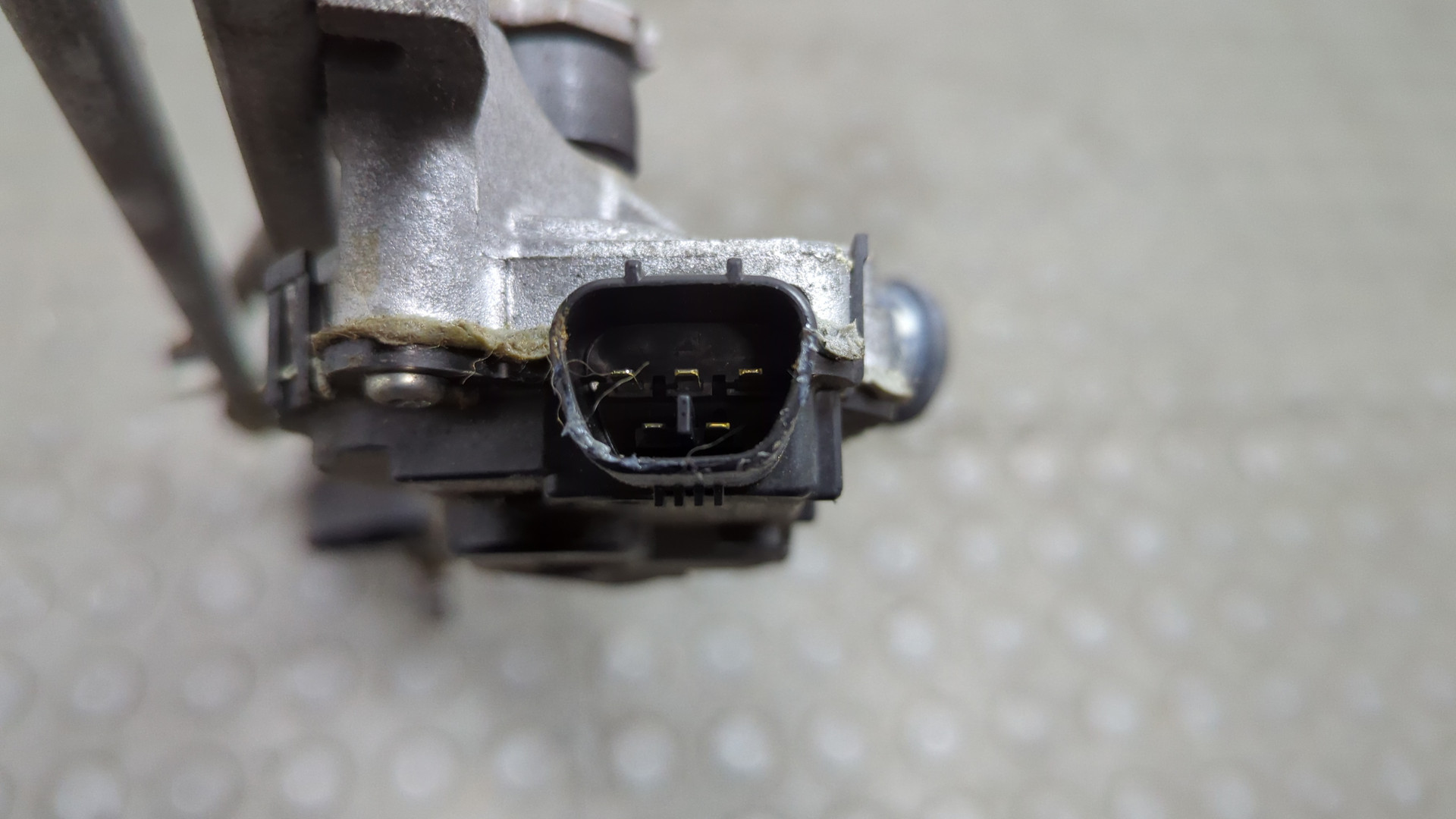 Трапеция стеклоочистителей