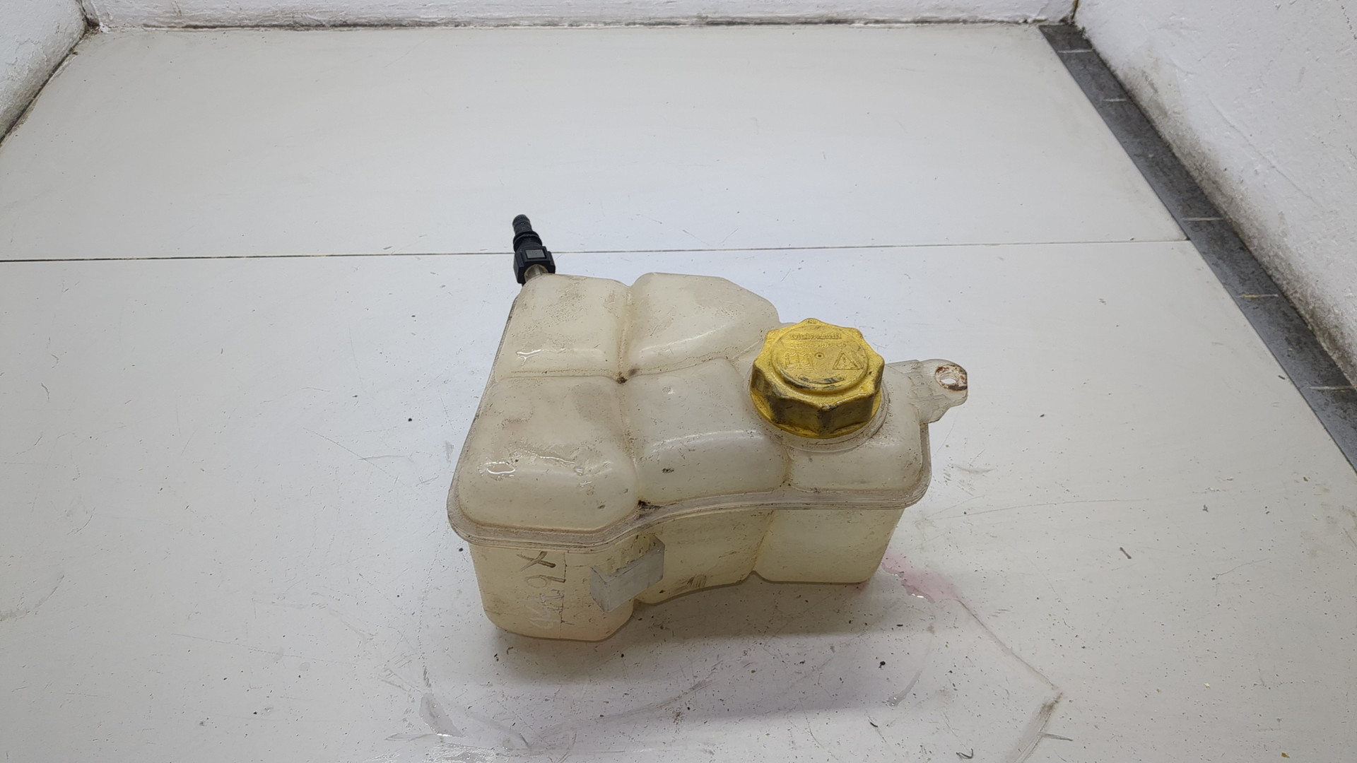 Бачок расширительный