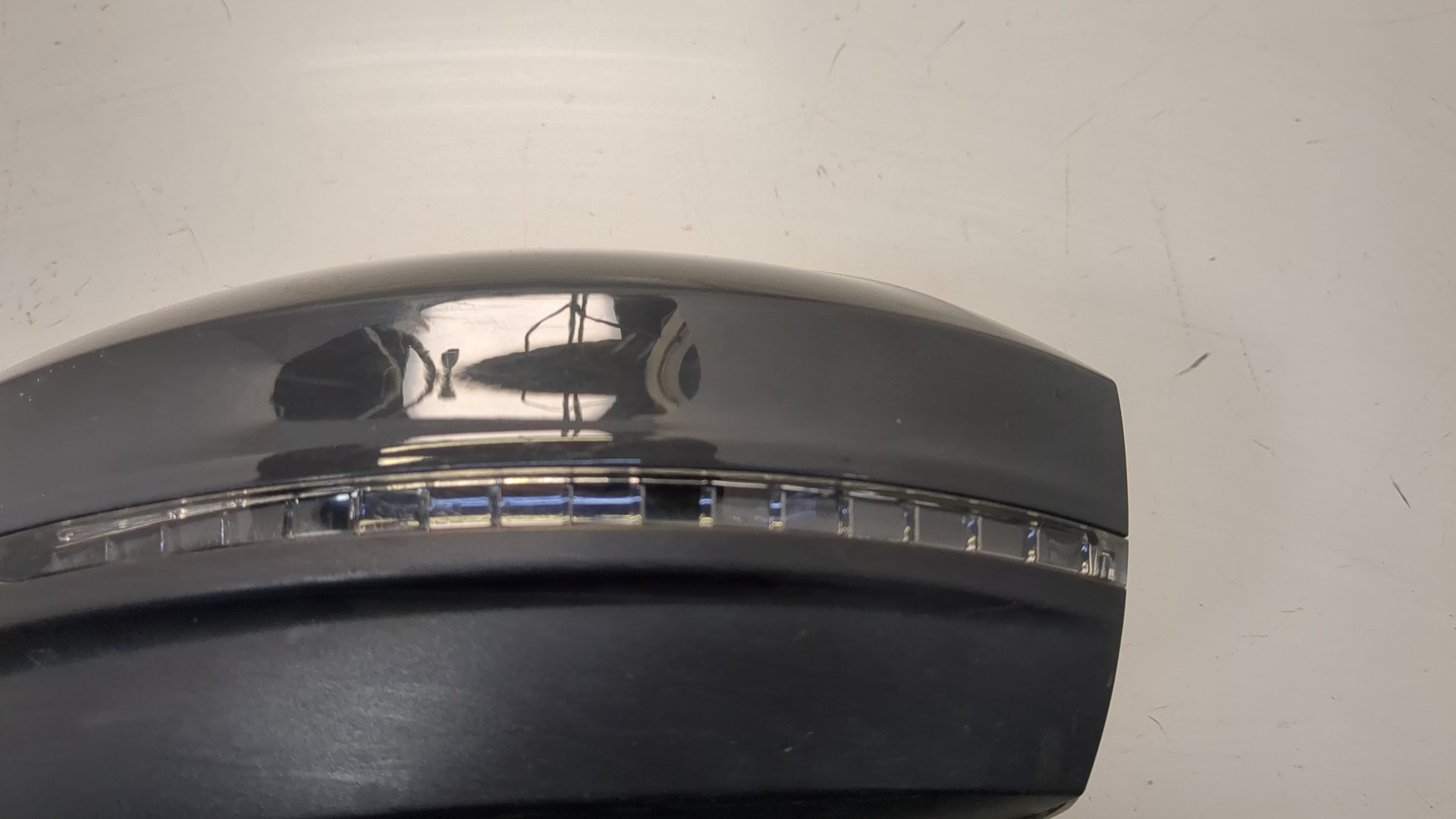 Зеркало левое электрическое