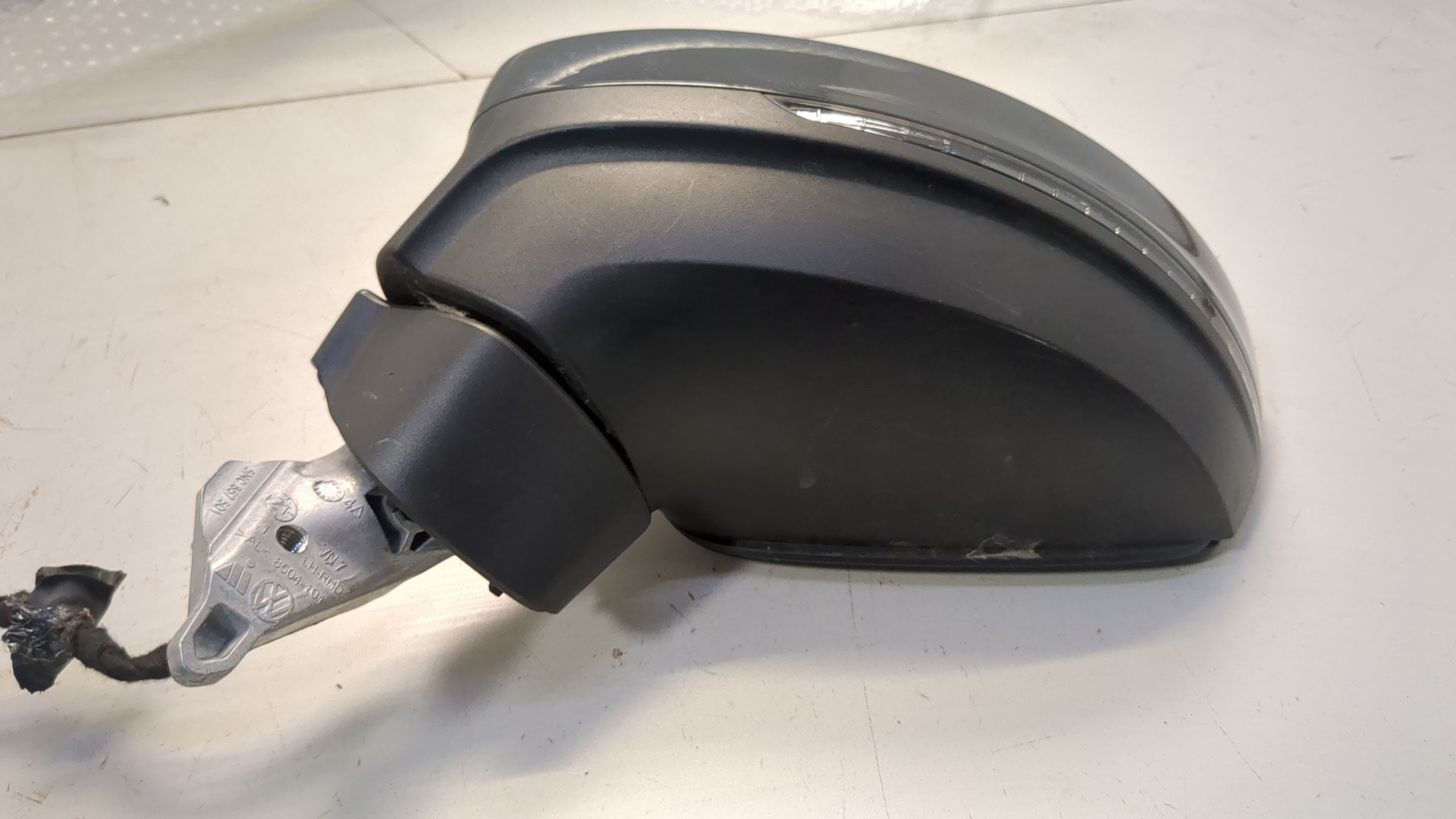 Зеркало левое электрическое