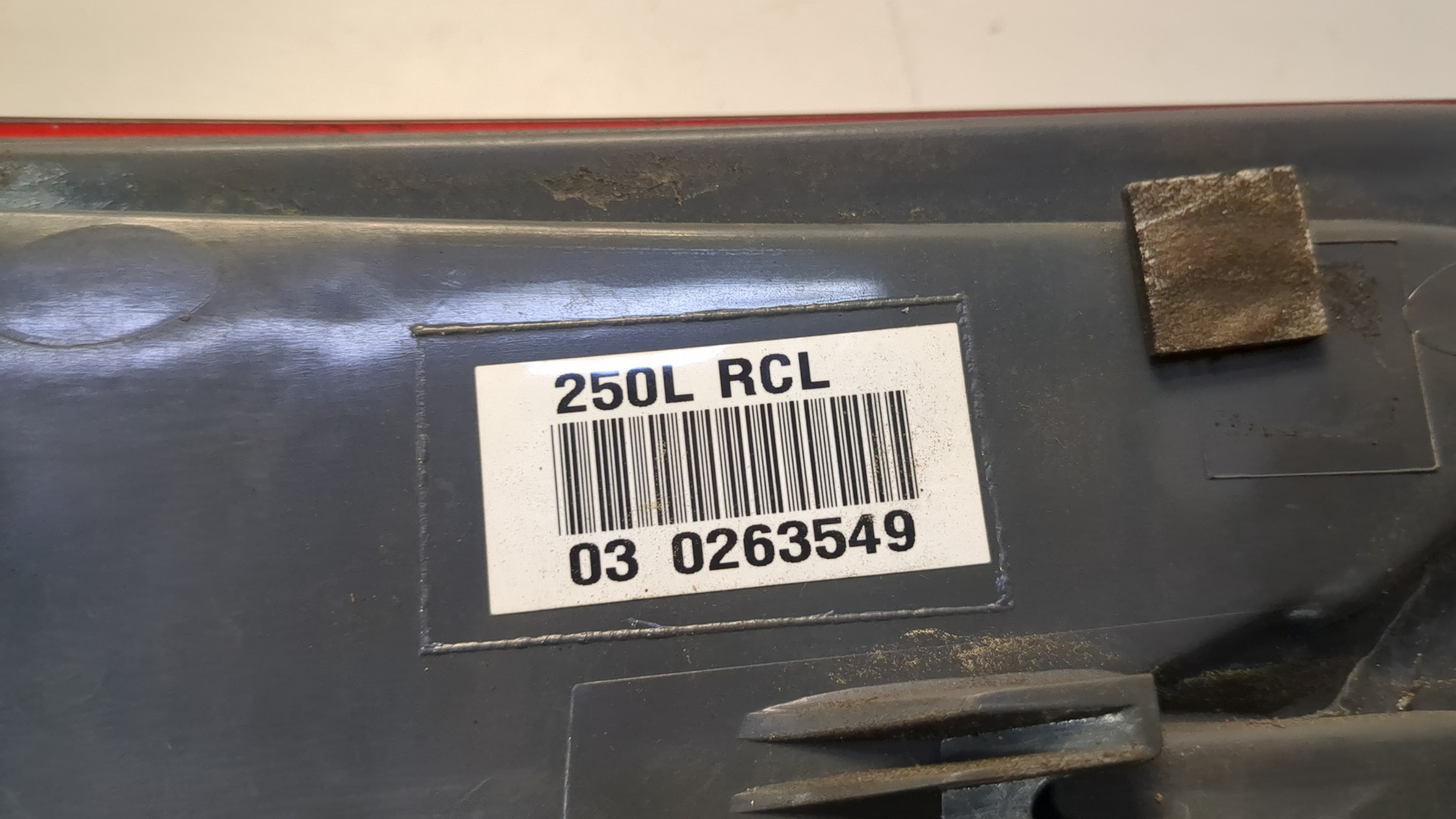 Фонарь задний левый