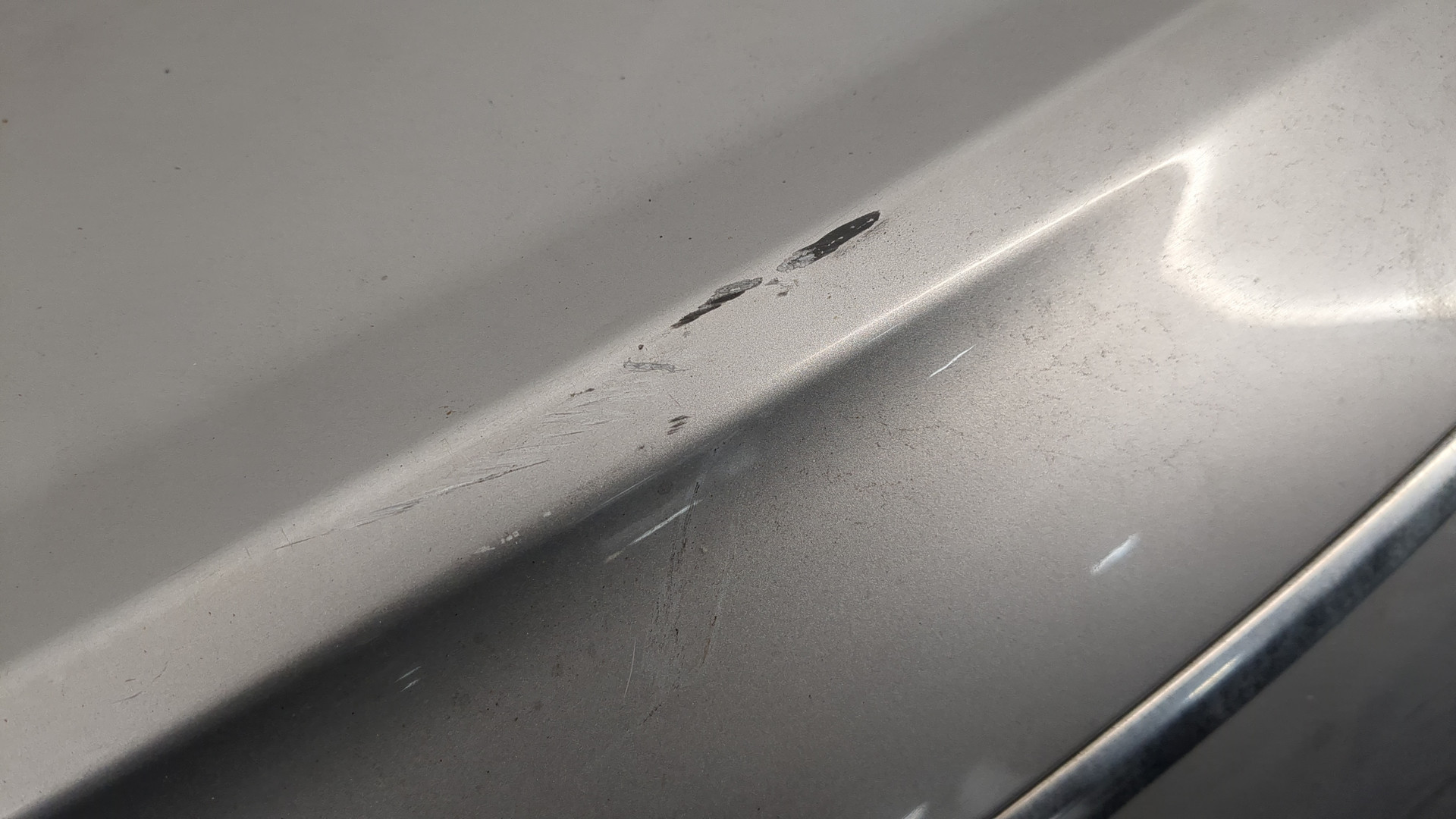 Дверь багажника