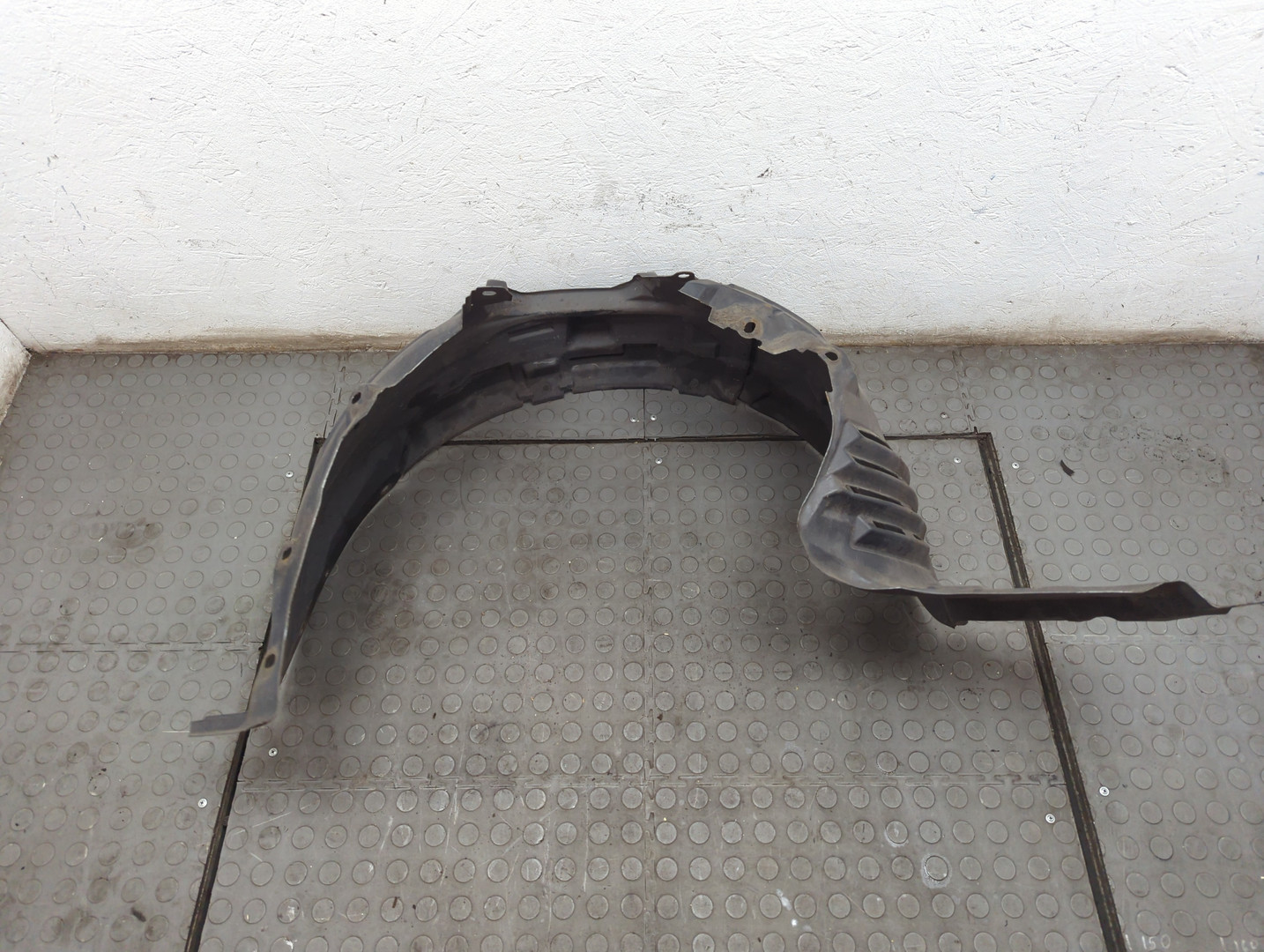 Локер передний левый